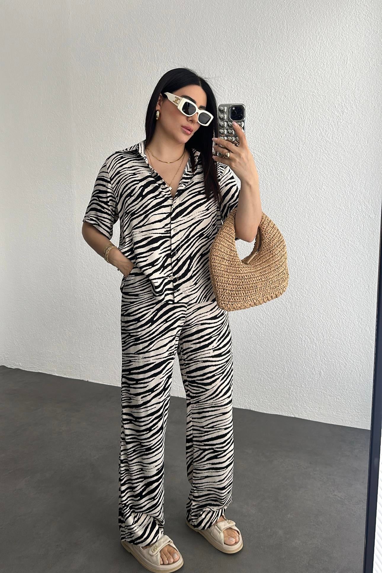 Zebra Desen Krep Kumaş Rahat Takım