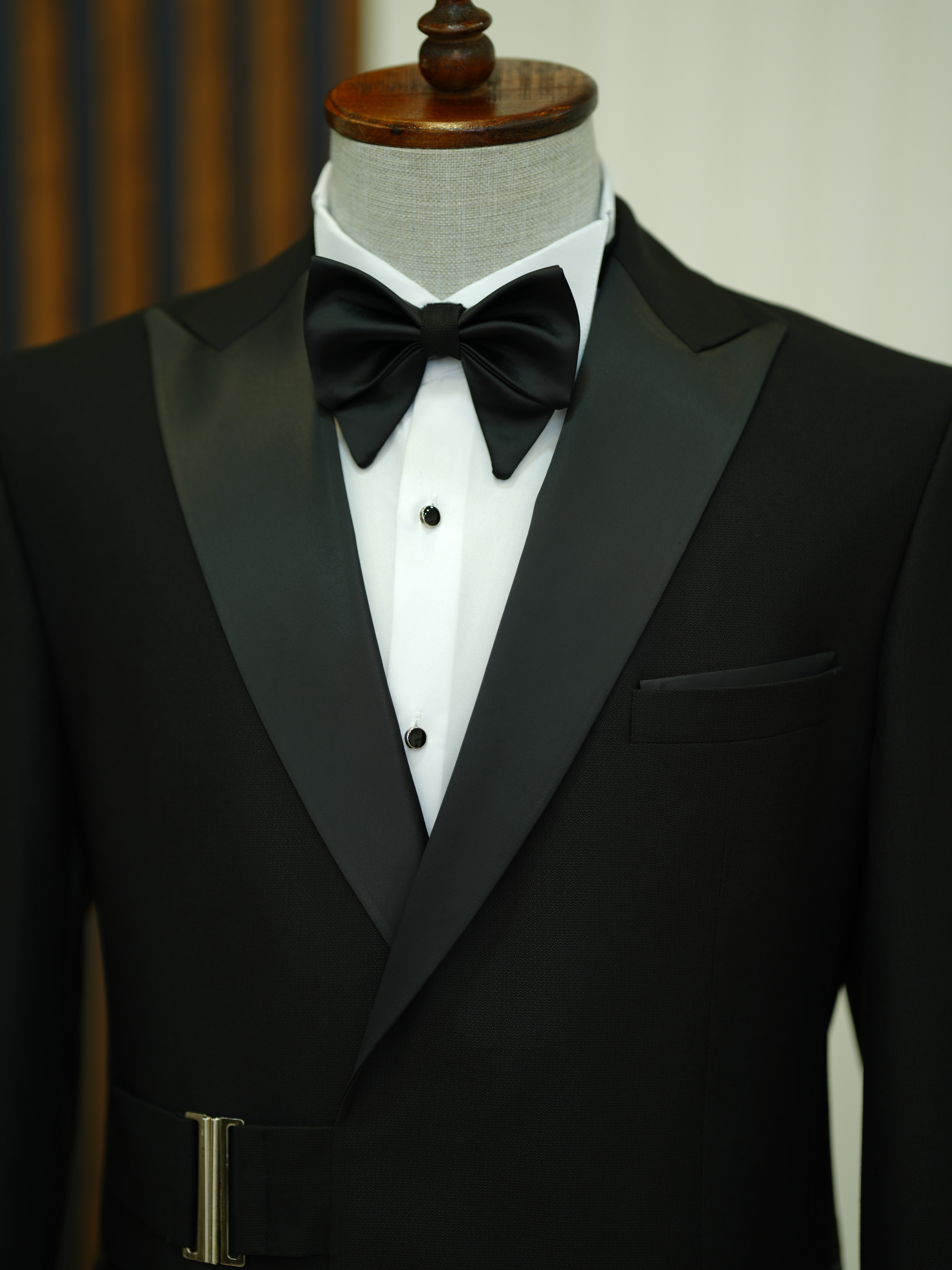 Erkek Luxury  Smokin Damatlık Gümüş Düğme Kırlangıç Yaka İtalyan Stil  Ceket Pantolon Papyon- Siyah-Siyah