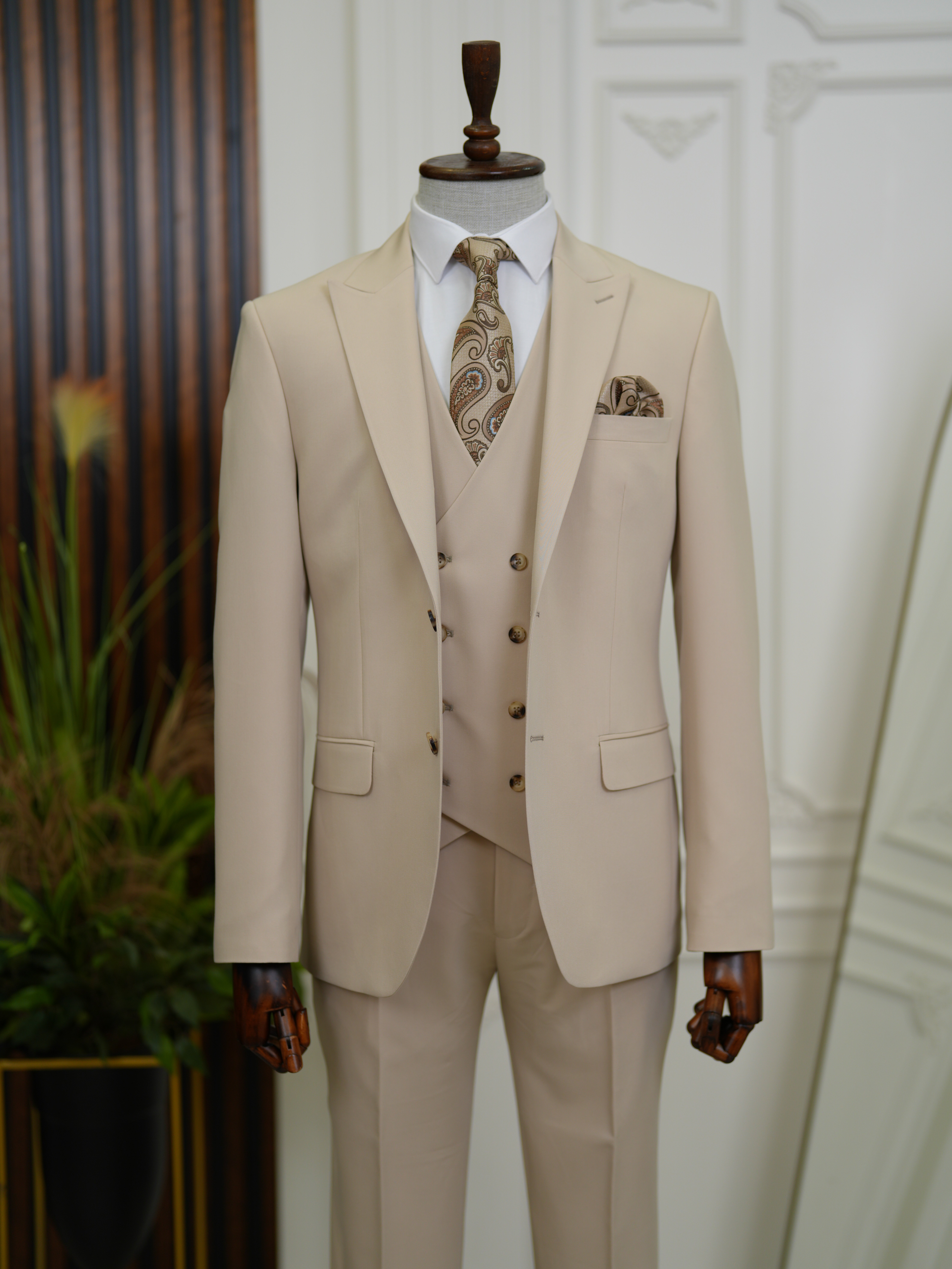 Erkek Slim Fit İtalyan Stil Yelekli Takım Elbise - Krem
