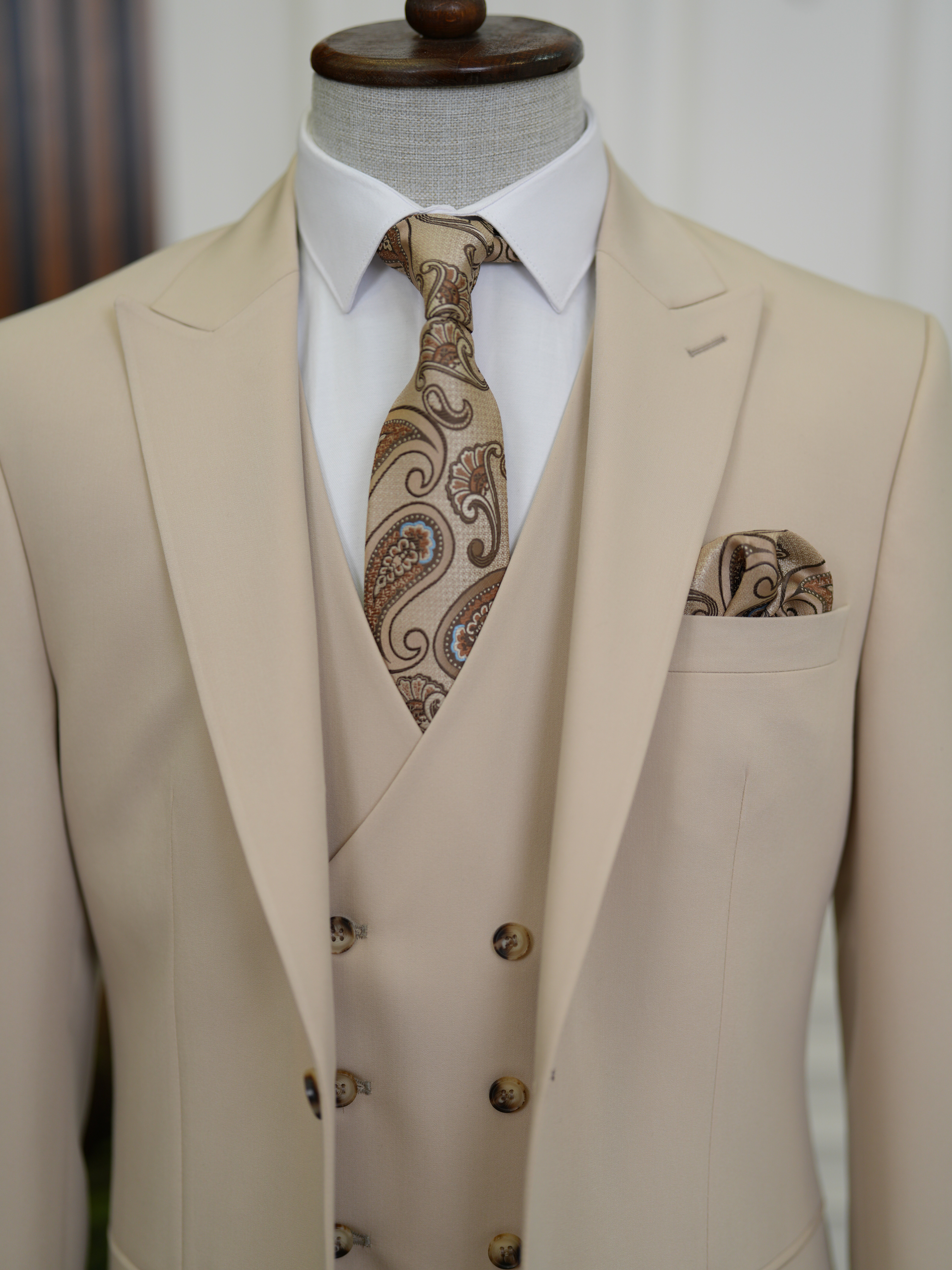 Erkek Slim Fit İtalyan Stil Yelekli Takım Elbise - Krem