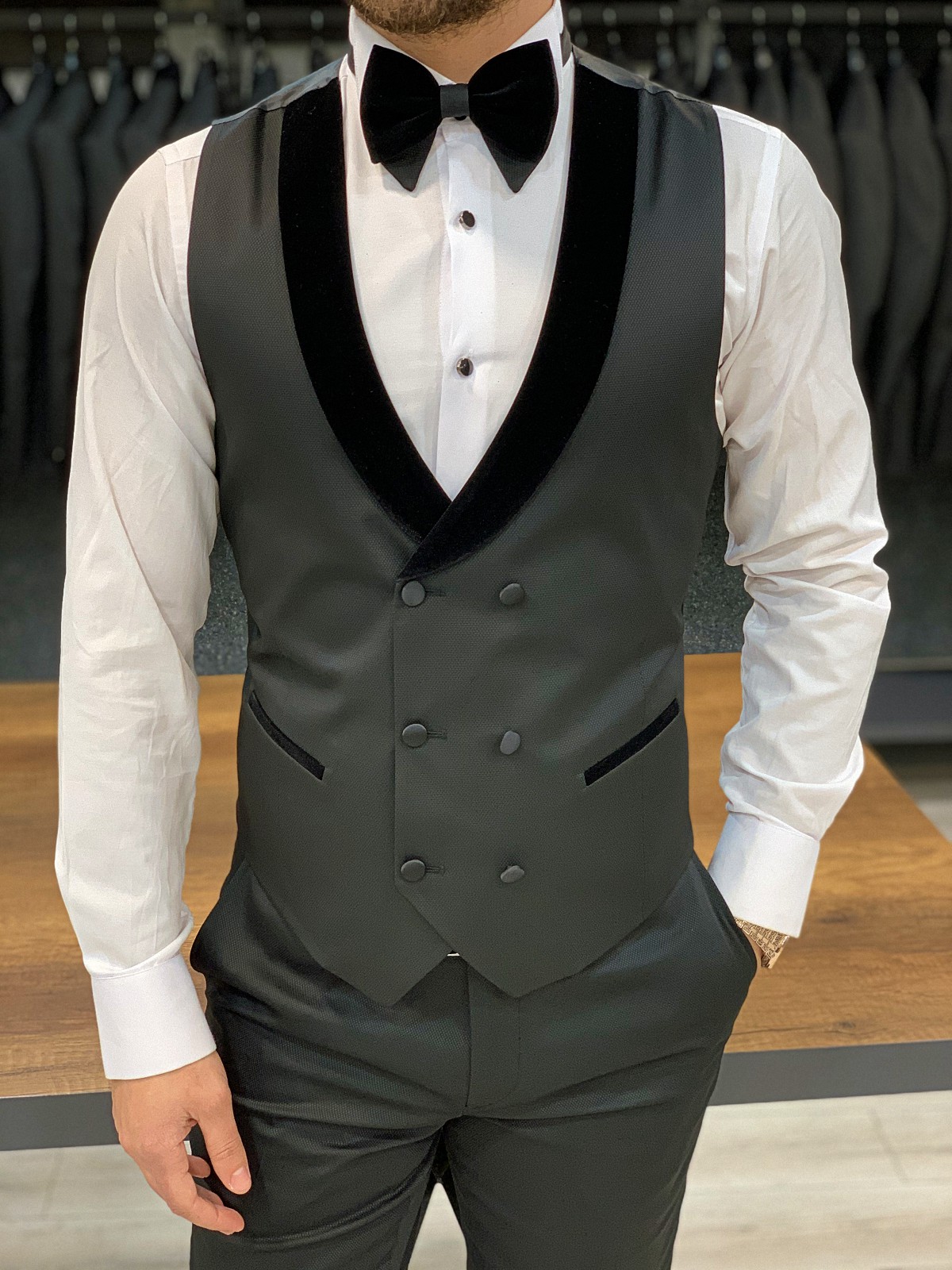 Erkek Smokin Damatlık Armürlü Kadife Kırlangıç Yaka İtalyan Kesim Slim Fit Ceket Yelek Pantolon Papyon-Siyah