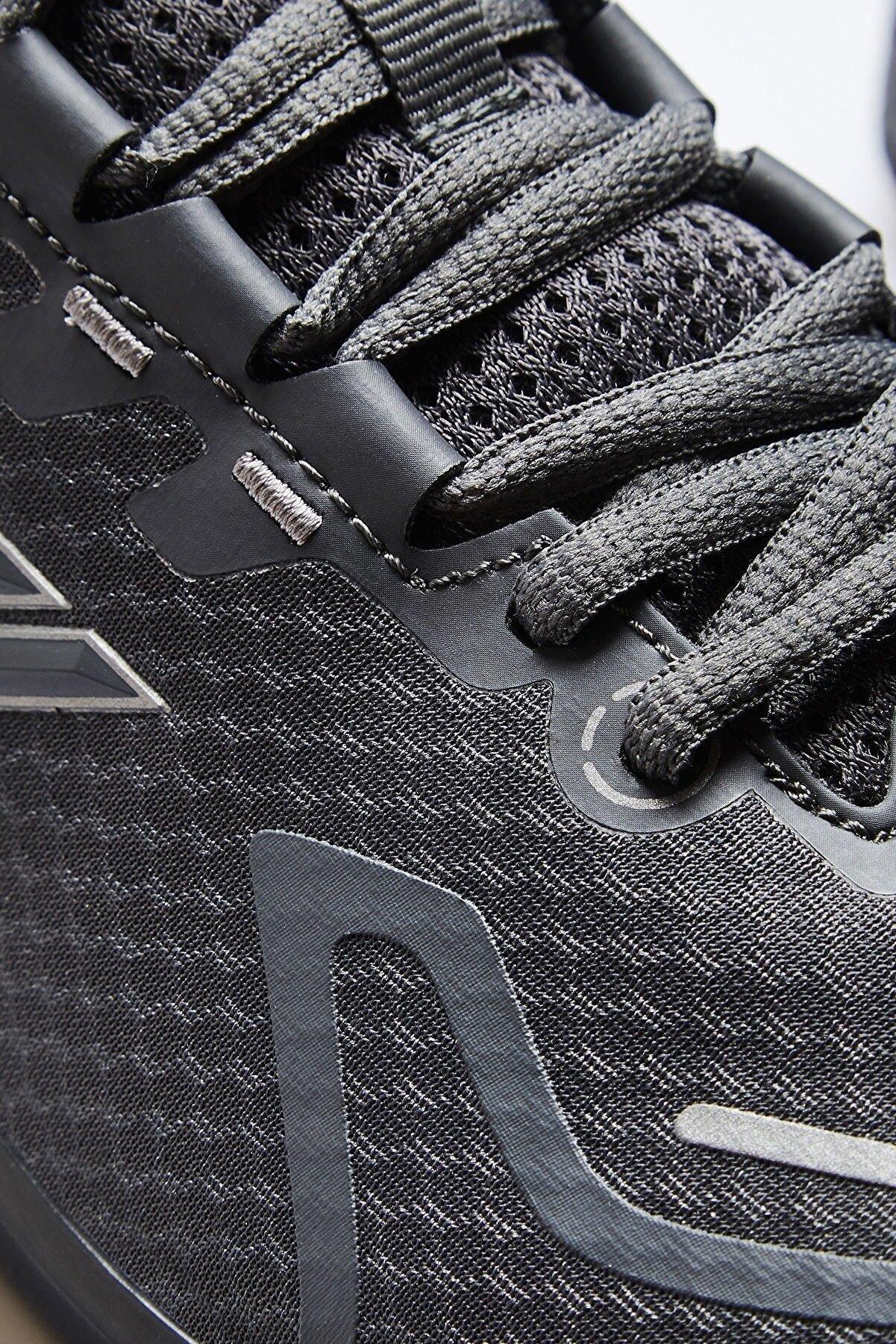 AIRFOAM SAPPHIRE-2 SPORTS SHOES