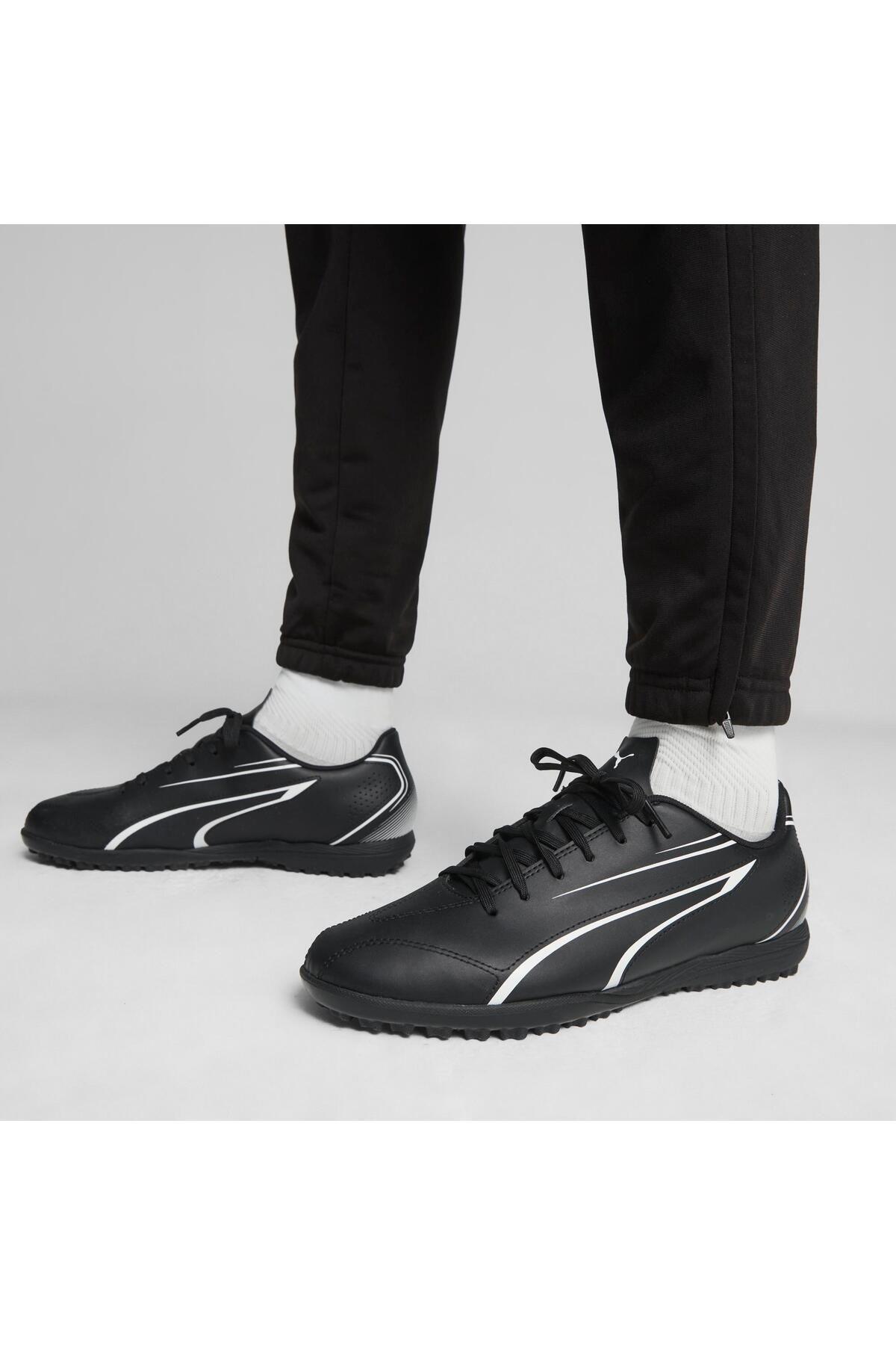 Puma Vıtorıa TT Halısaha Ayakkabı