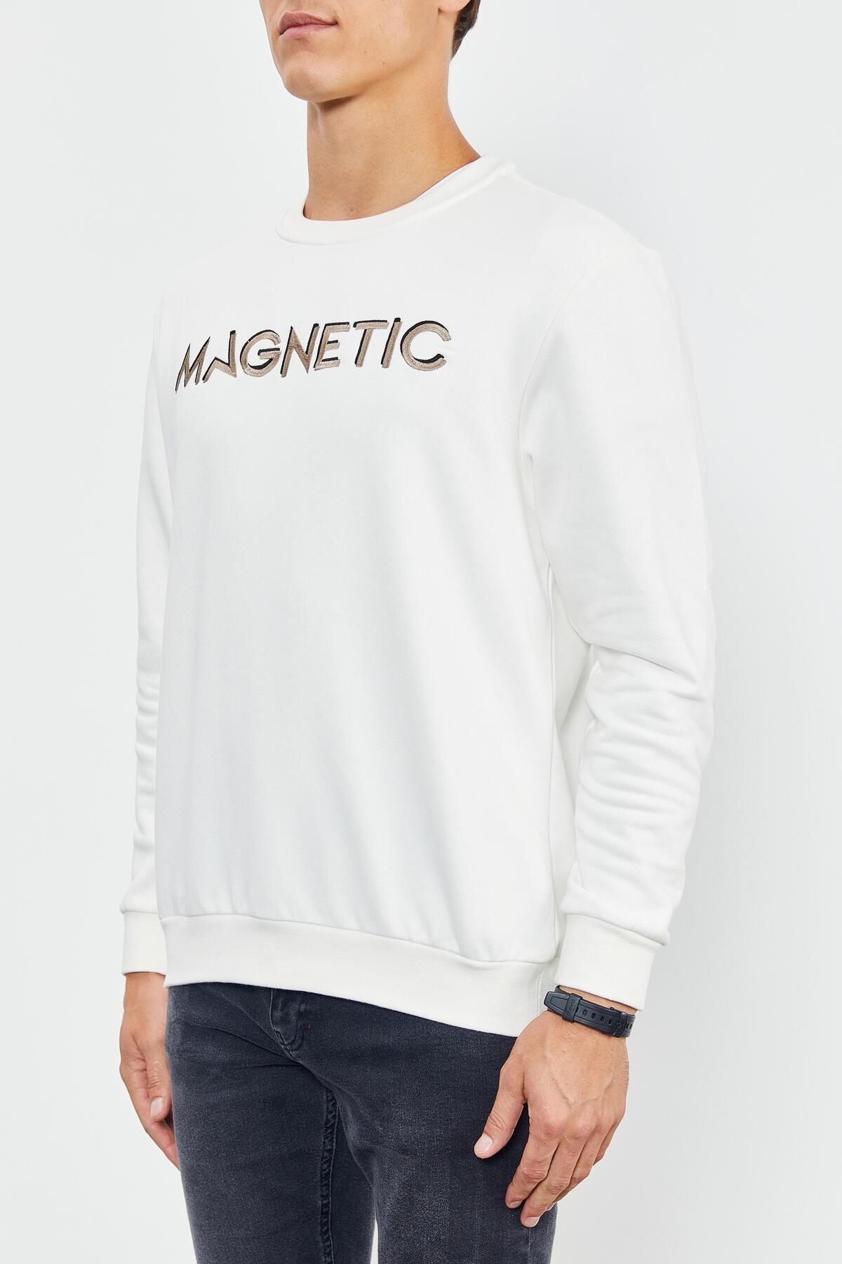 Yazı Nakışlı O Yaka Rahat Form Erkek Sweatshirt - 88020