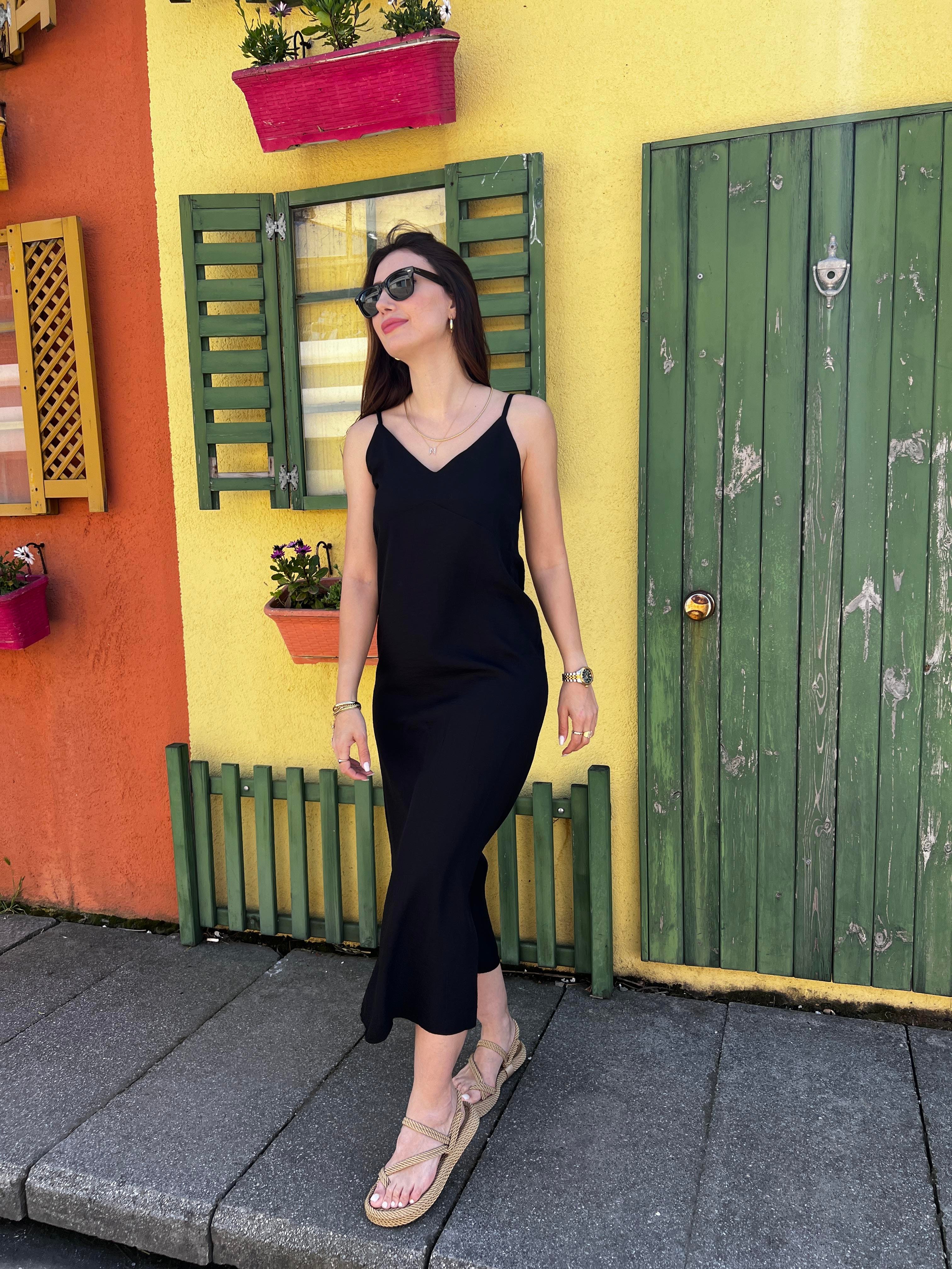 Askılı Gofre Kumaş Elbise