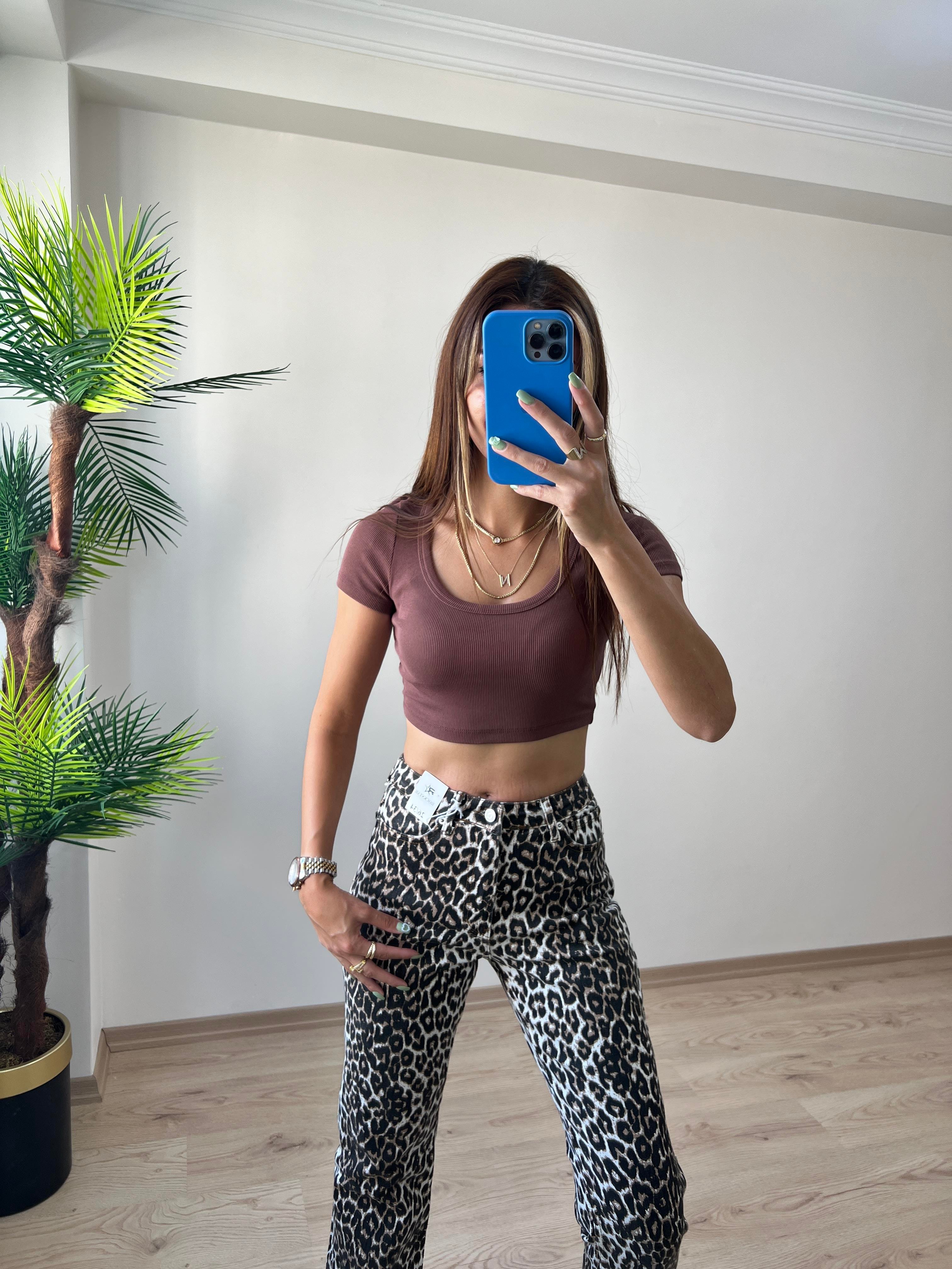 Dilvin Fitilli Crop