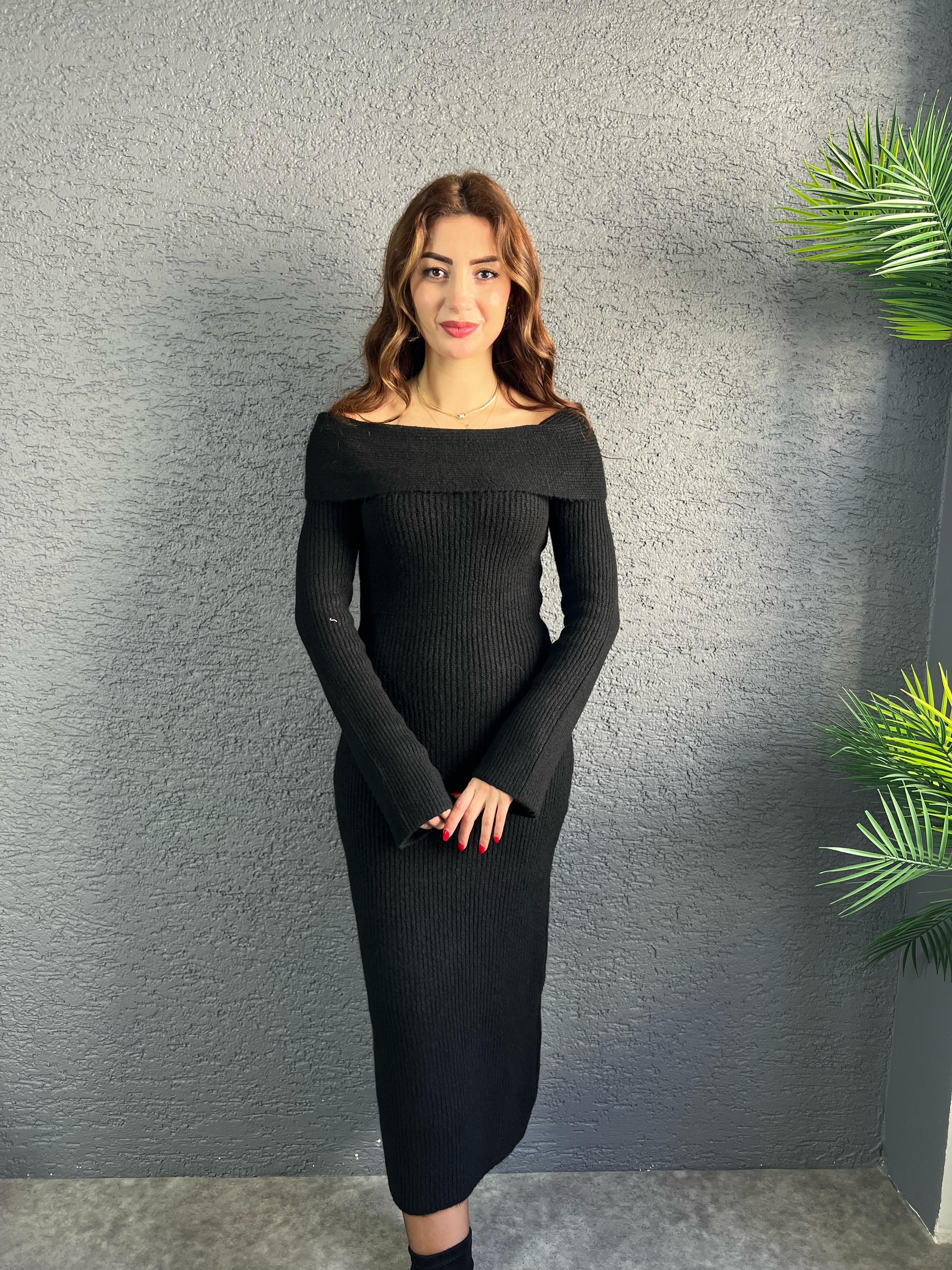 Madonna Yaka Triko Elbise