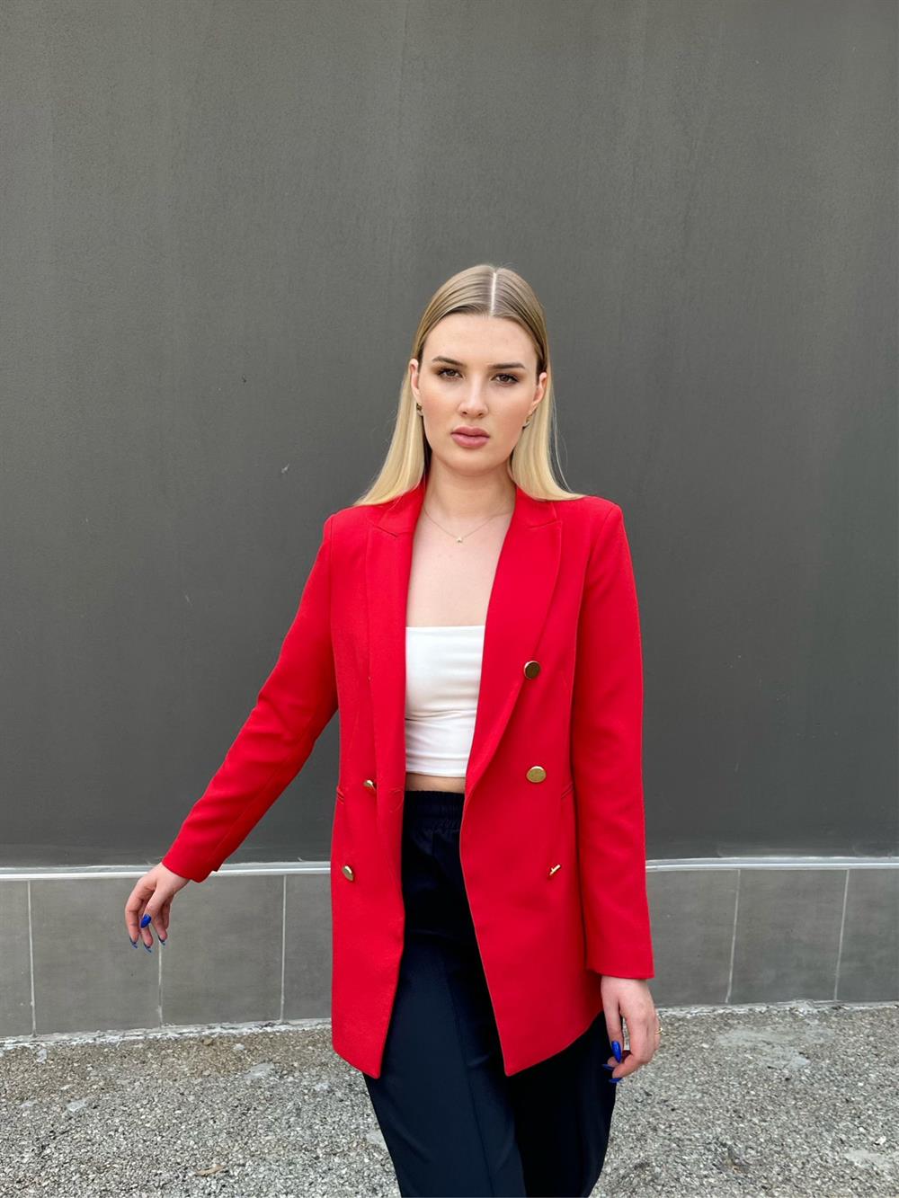 Kırmızı Ceket