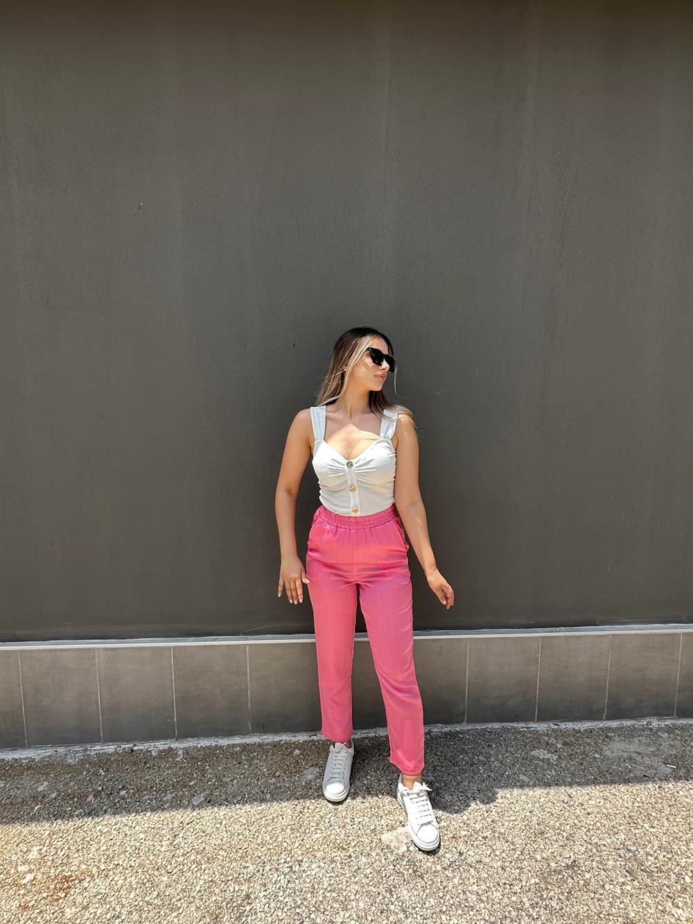Pembe Beli Lastikli Kumaş Detaylı Pantalon