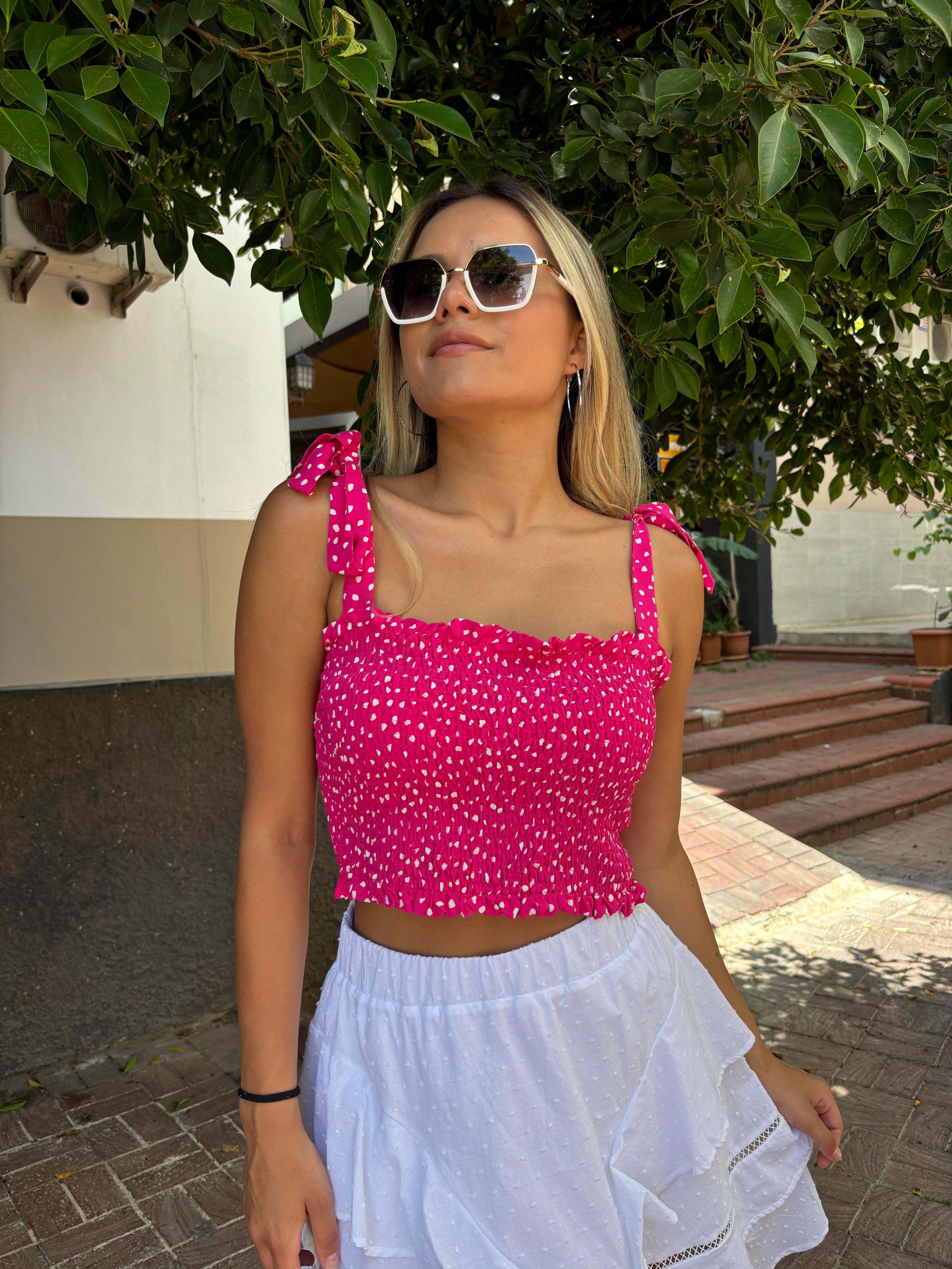 Puan ve Bağlama Detaylı Pembe Crop Bluz