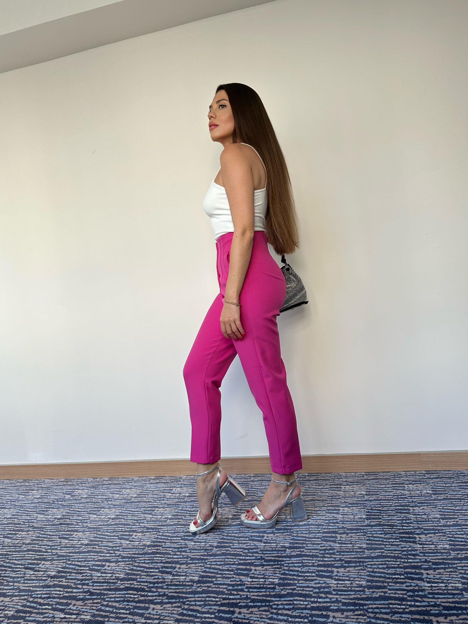 Toparlayıcı Bel Pembe Kumaş Pantolon