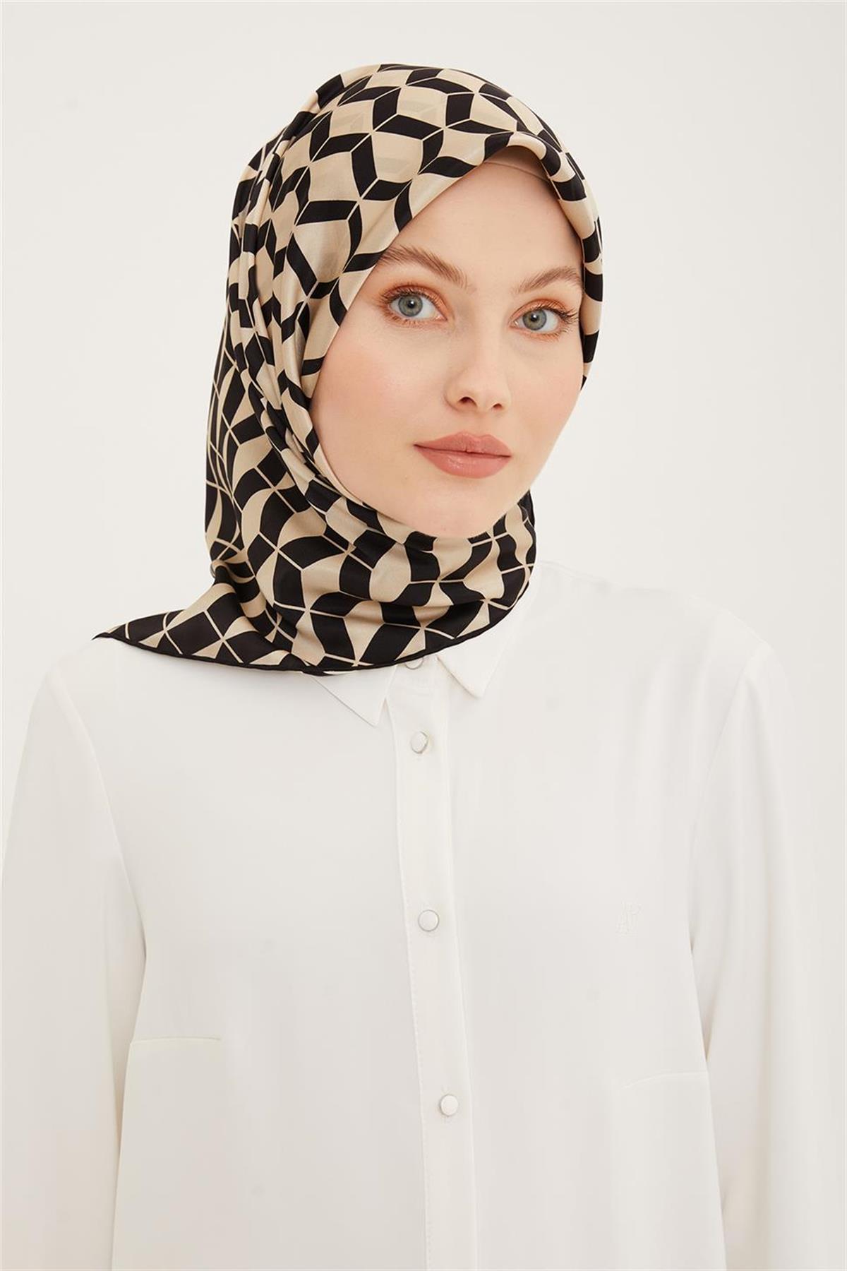 Armine 2023 İlkbahar Yaz Sura İpek Eşarp 23YA8944 31