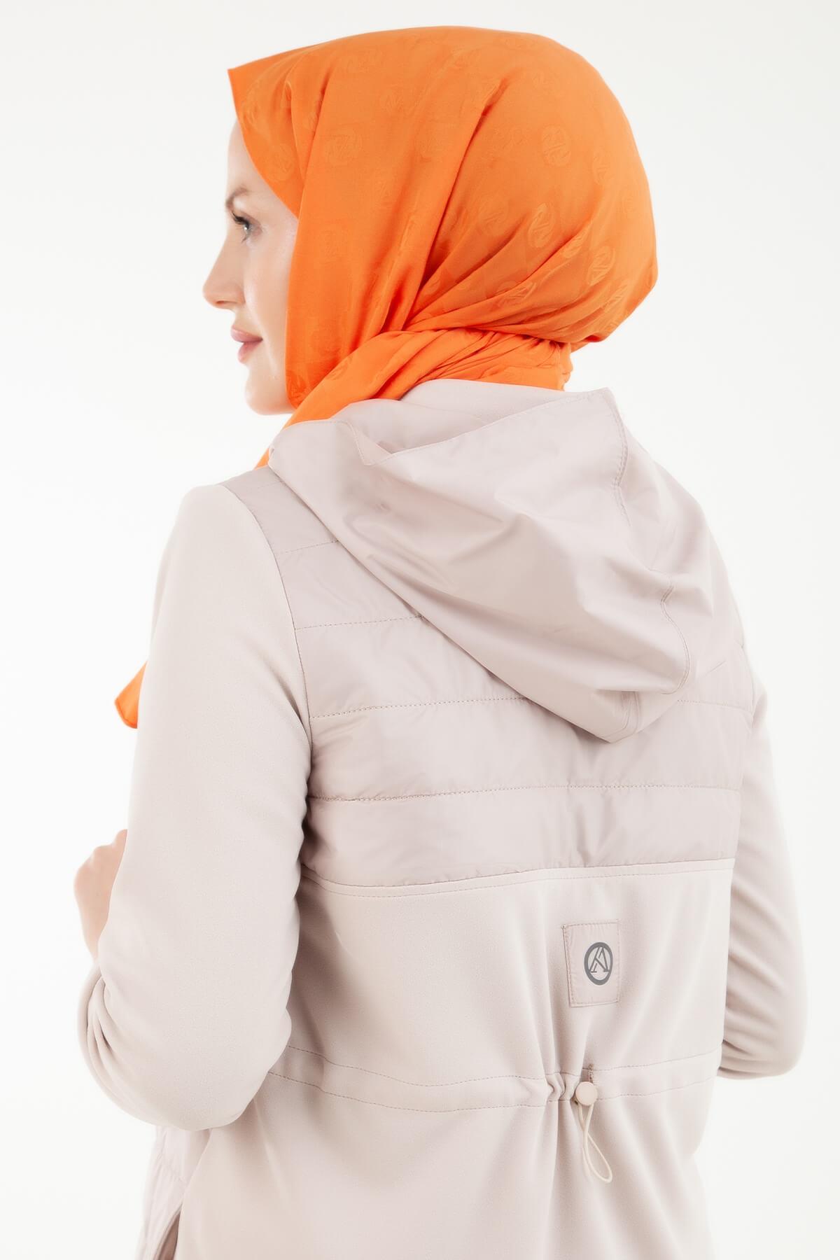 Armine TREND Kapitone Yandan Yırtmaçlı Kap Bej 24YT504