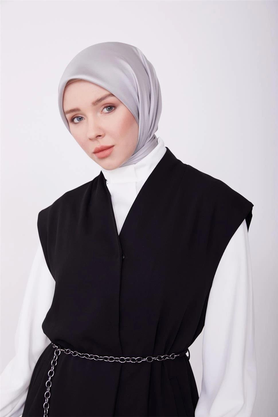 Armine Zincirli Yelek Takım 23K6703 Siyah