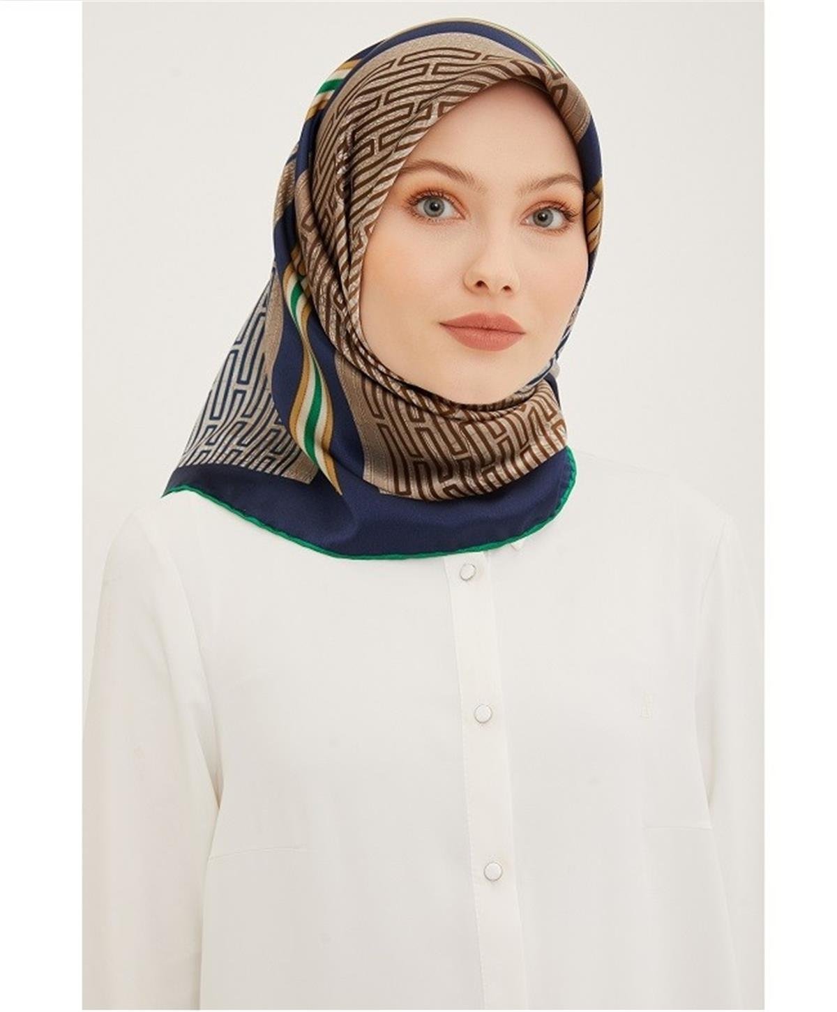Armine 2023 İlkbahar-Yaz Sura İpek Eşarp 23YA8930 38