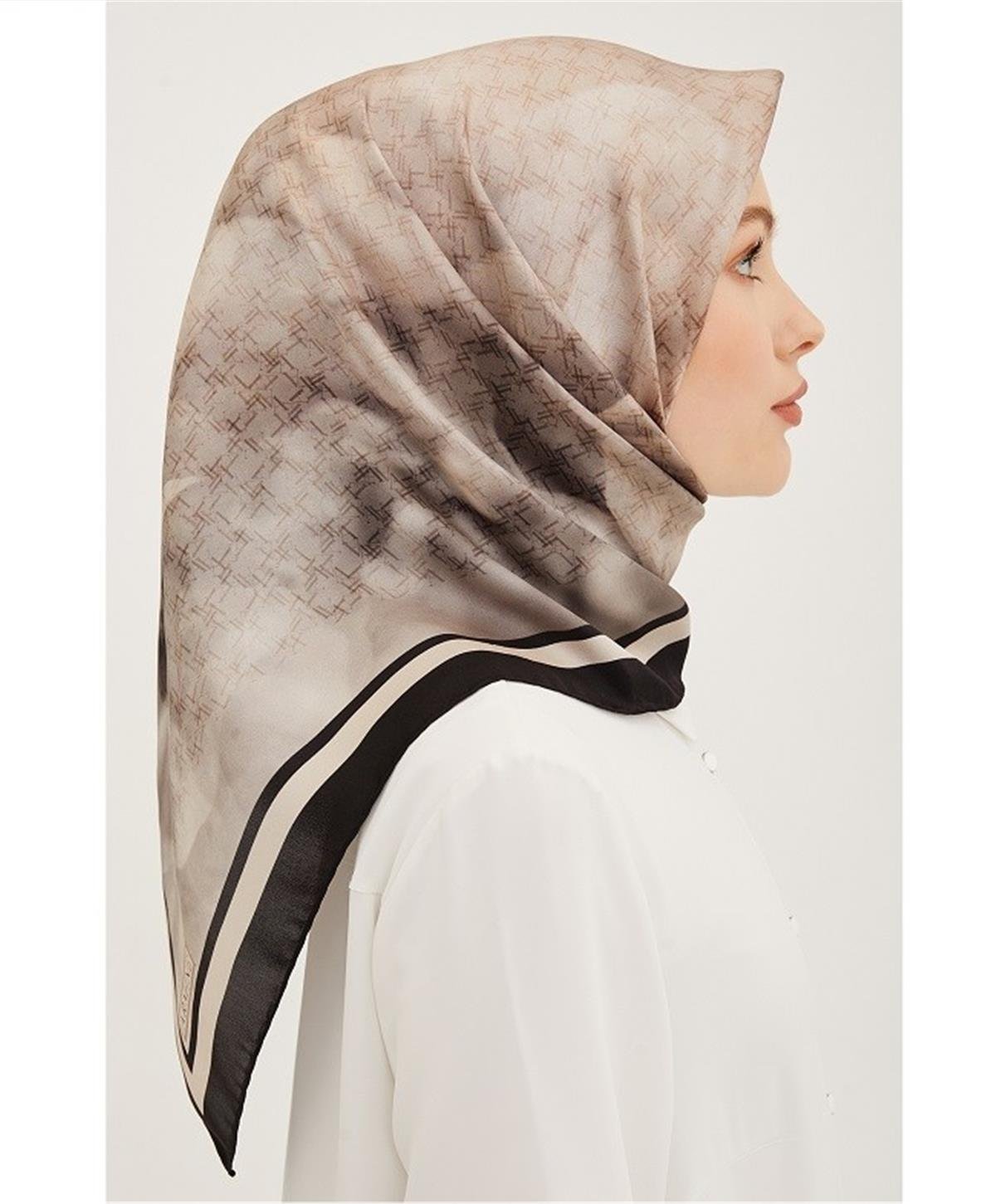 Armine 2023 İlkbahar-Yaz Sura İpek Eşarp 23YA8906 7