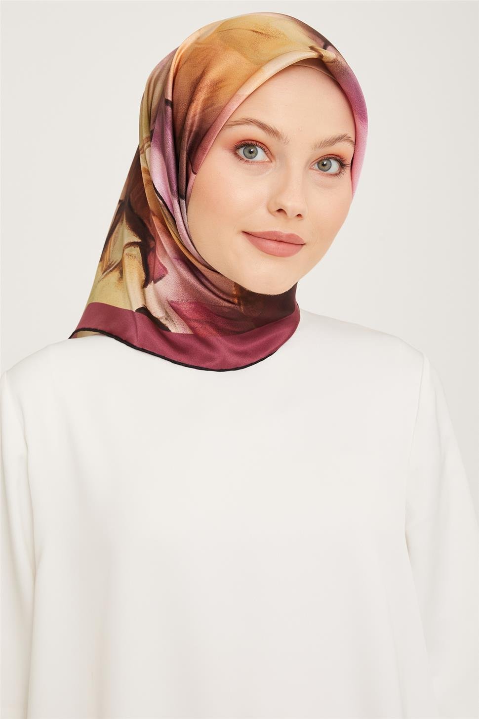 Armine Sura İpek Eşarp 23Ka9014 36