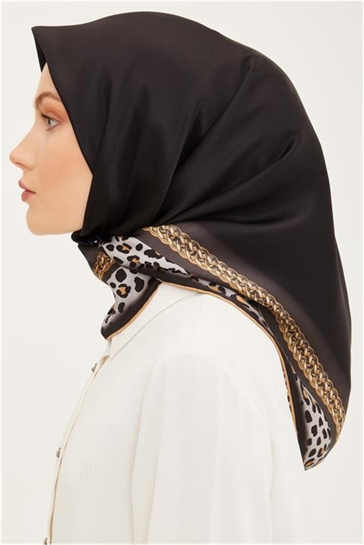 Armine Sura İpek Eşarp 23Ya8912 02