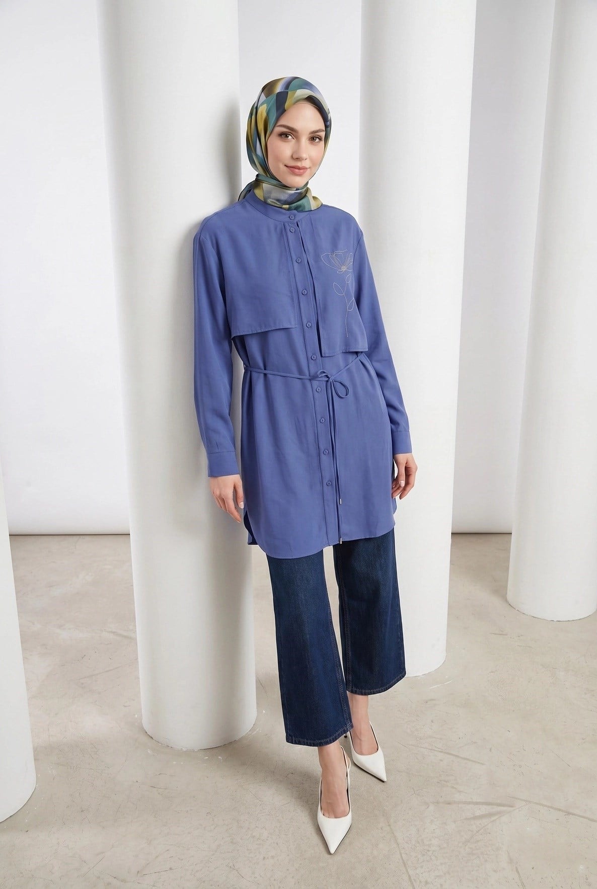 Armine TREND Aller Detaylı Beli İpli Çiçek Desen İşlemeli Tunik İndigo 26YT407