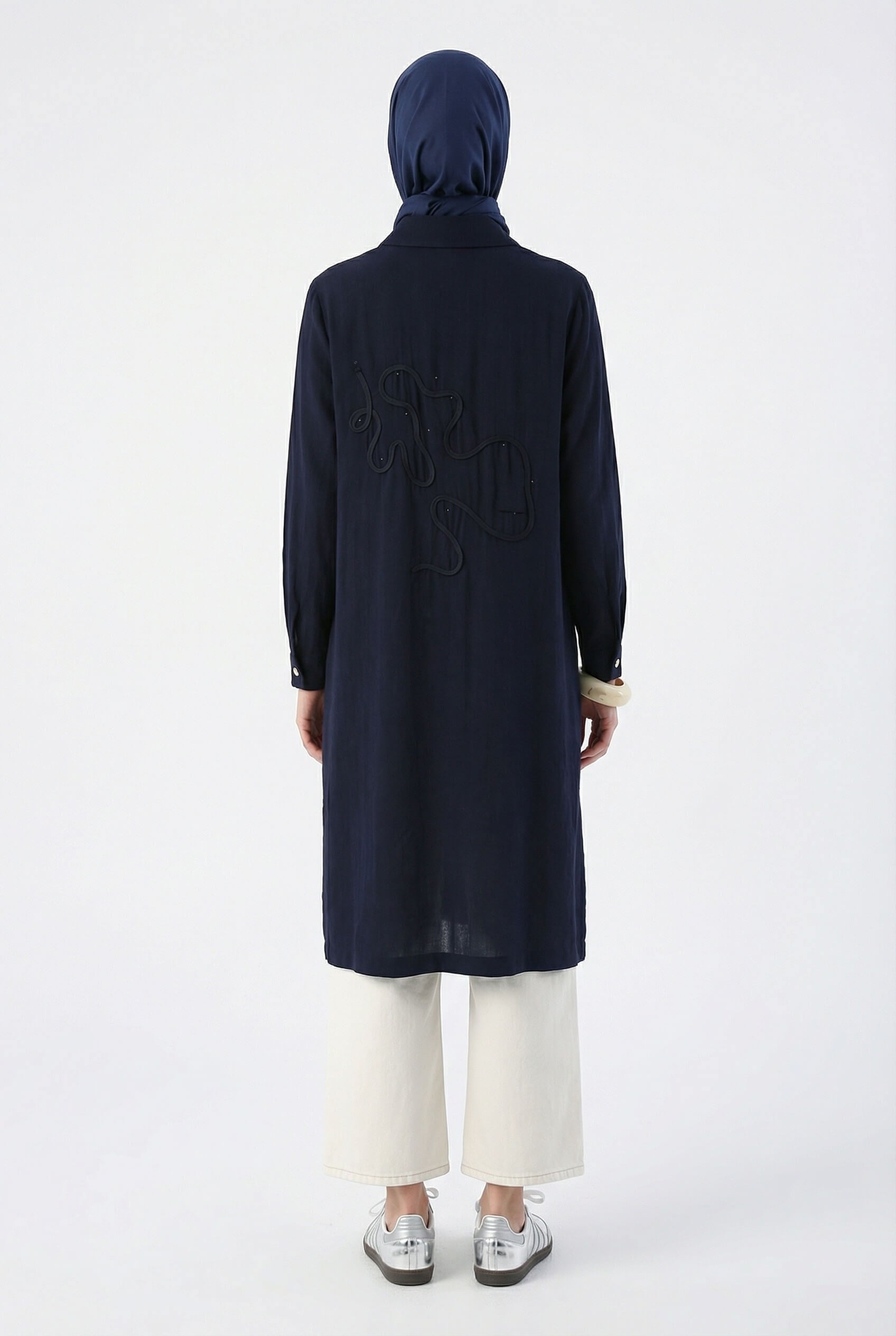 Armine TREND Arkası İşlemeli Tunik Lacivert 26YT418