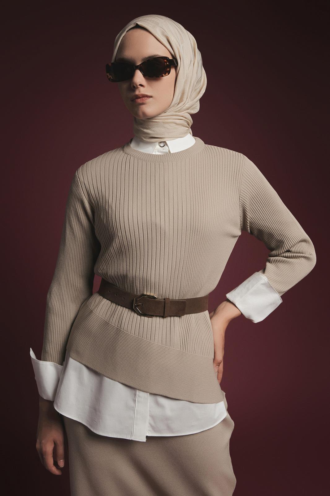 Armine TREND Asimetrik Kesim Çizgi Detaylı Etekli Takım Koyu Taş 25YTD6119