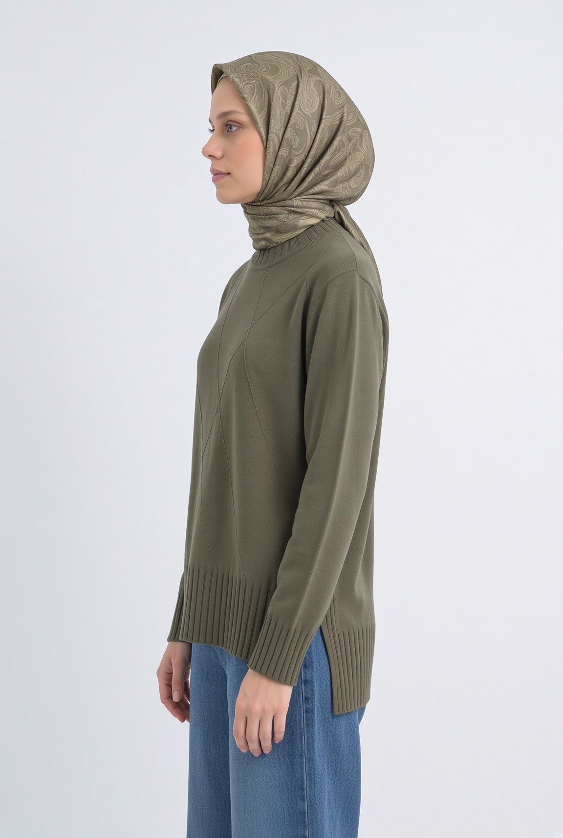 Armine TREND Baklava Desenli Yanı Yırtmaçlı Triko Tunik Haki 26KTD415