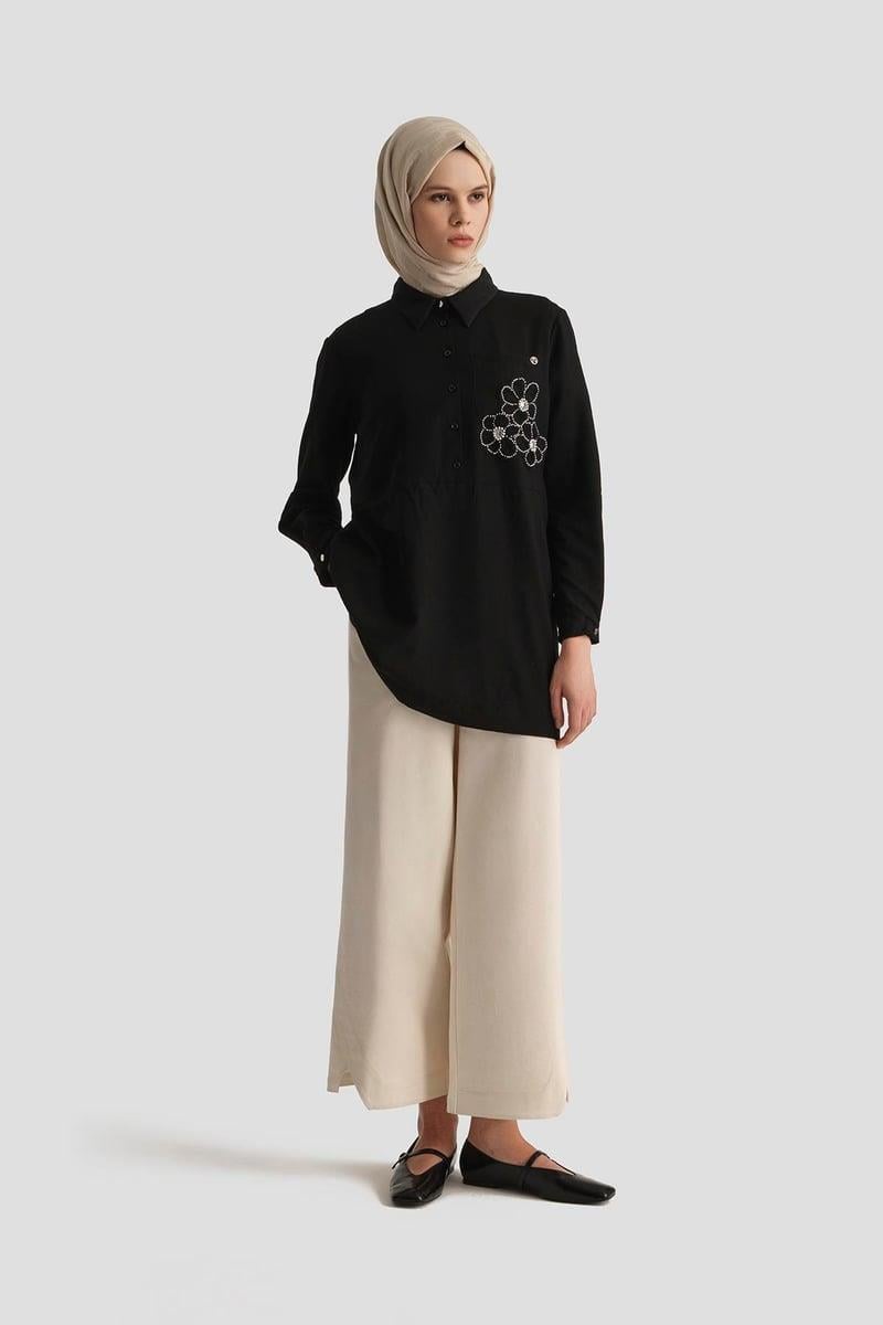 Armine TREND Cep Çiçek Detaylı Tunik Siyah 25YT4150