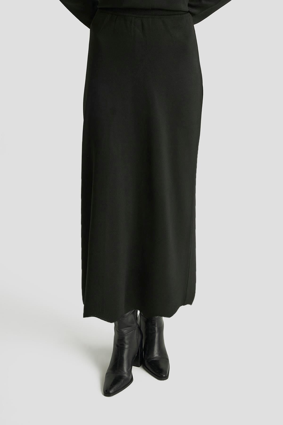 Armine TREND Çift Düğme Detaylı Etekli  Merserize Takım Siyah 25YTD6118