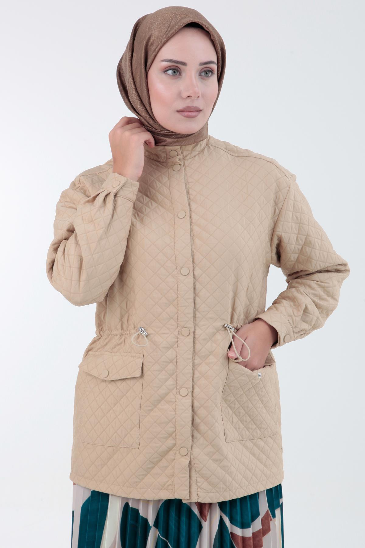 Armine Trend Kapitone Kumaş Beli Büzgülü Ceket Bej 23KT304