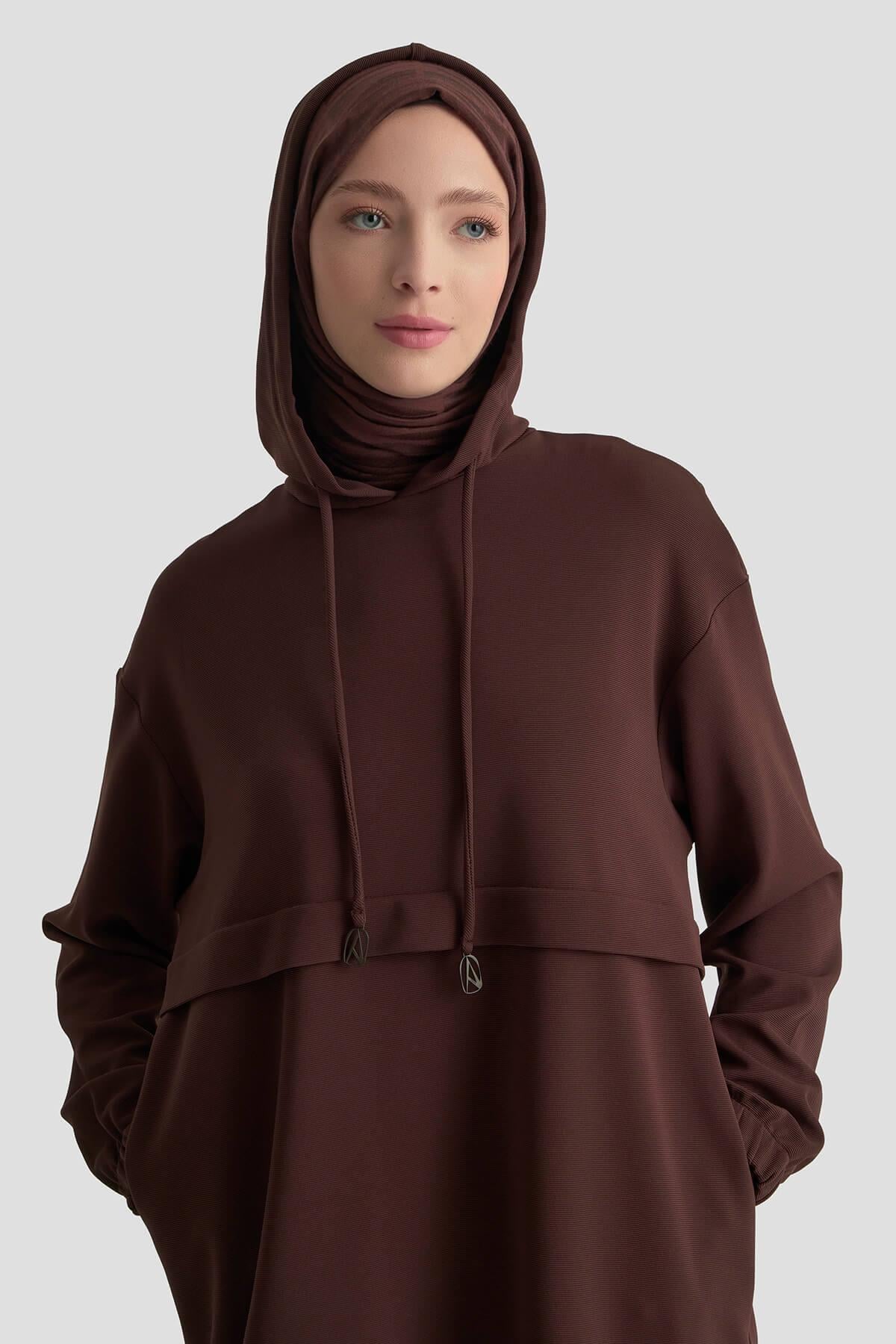 ARMİNE TREND Kapüşonlu Kolları Lastikli Tunik Koyu Kahve 25KT462