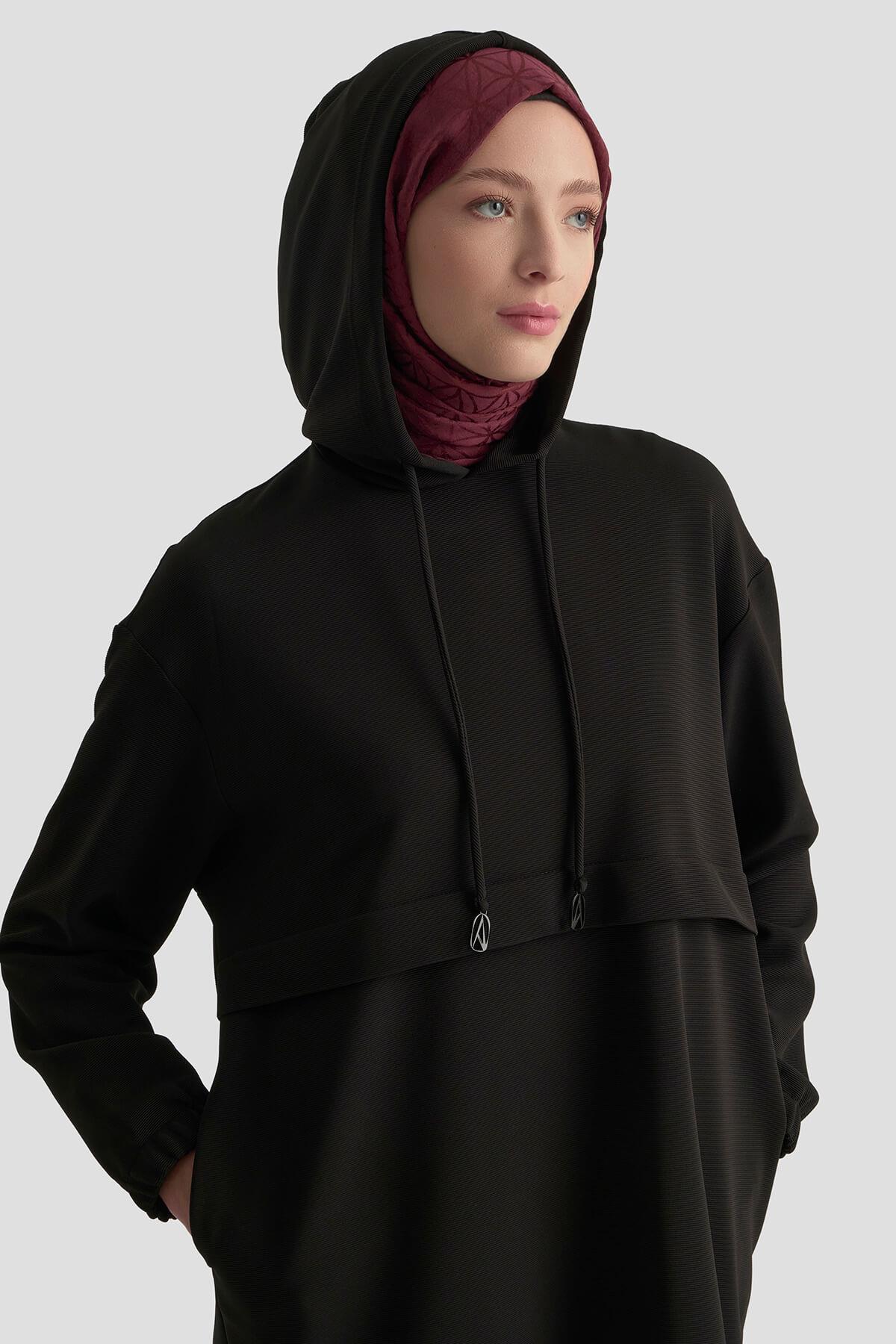 ARMİNE TREND Kapüşonlu Kolları Lastikli Tunik Siyah 25KT462