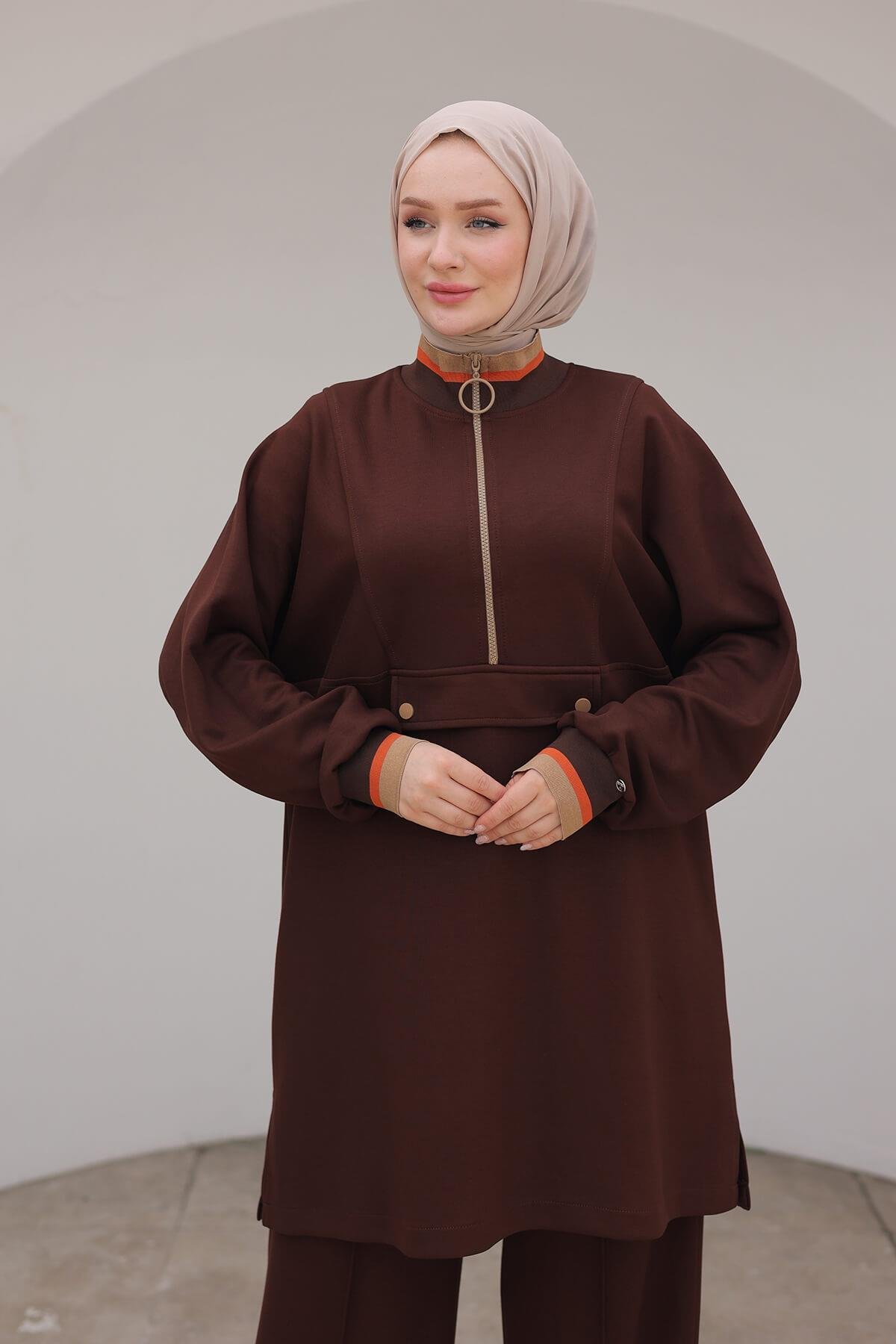 ARMİNE TREND Kolları Ribanalı Yarım Fermuarlı Pantolonlu İkili Takım Kahverengi 24KT624