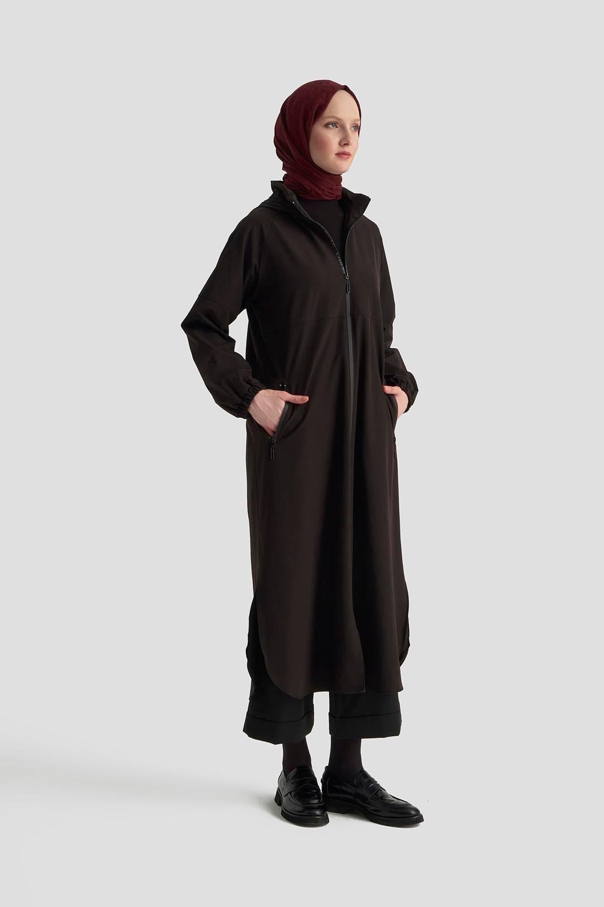 ARMİNE TREND Marka Yazılı Fermuarlı Gizli Kapüşonlu Giyçık Siyah 25KT548