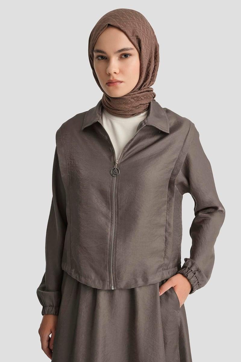 Armine TREND Parlak Kumaştan Etekli Takım Kahverengi 25YT674