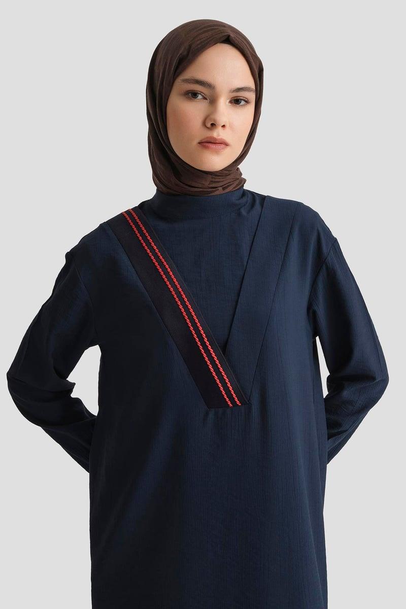 Armine Trend Yaka Çapraz Ribanalı Tunik Lacivert 25YT4143