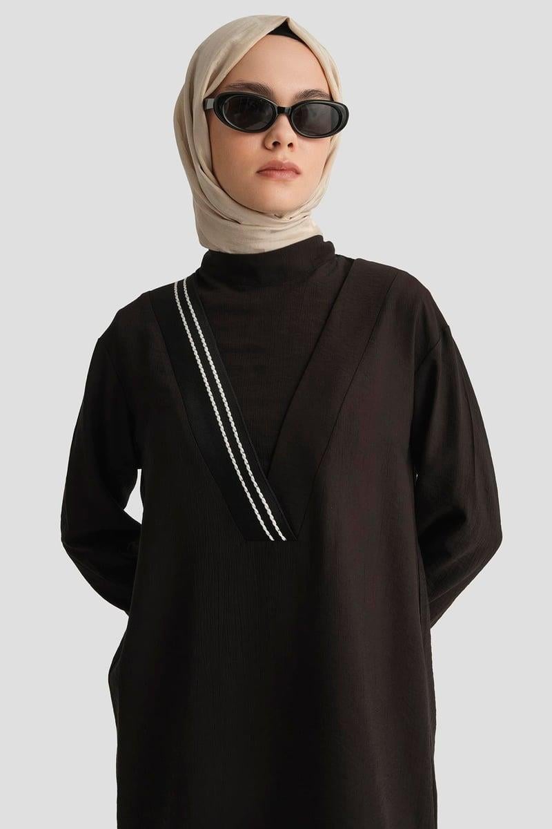 Armine Trend Yaka Çapraz Ribanalı Tunik Siyah 25YT4143