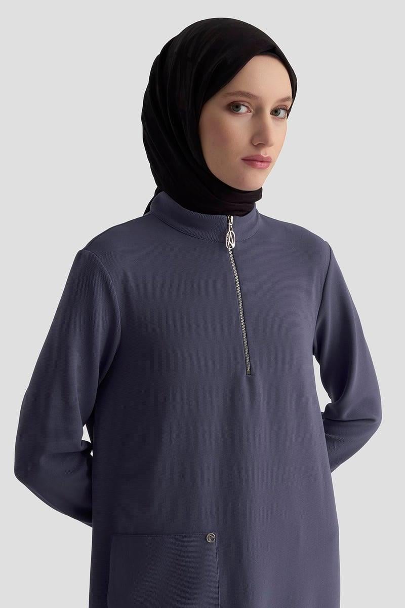 ARMİNE TREND Yakası Fermuarlı Kolları Ribanalı Örme Kumaş Tunik İndigo 25KT443
