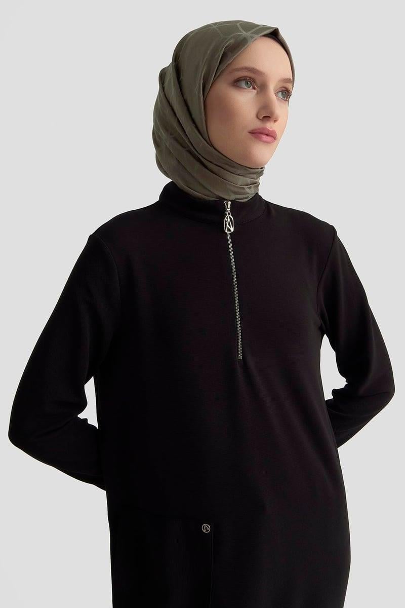 ARMİNE TREND Yakası Fermuarlı Kolları Ribanalı Örme Kumaş Tunik Siyah 25KT443