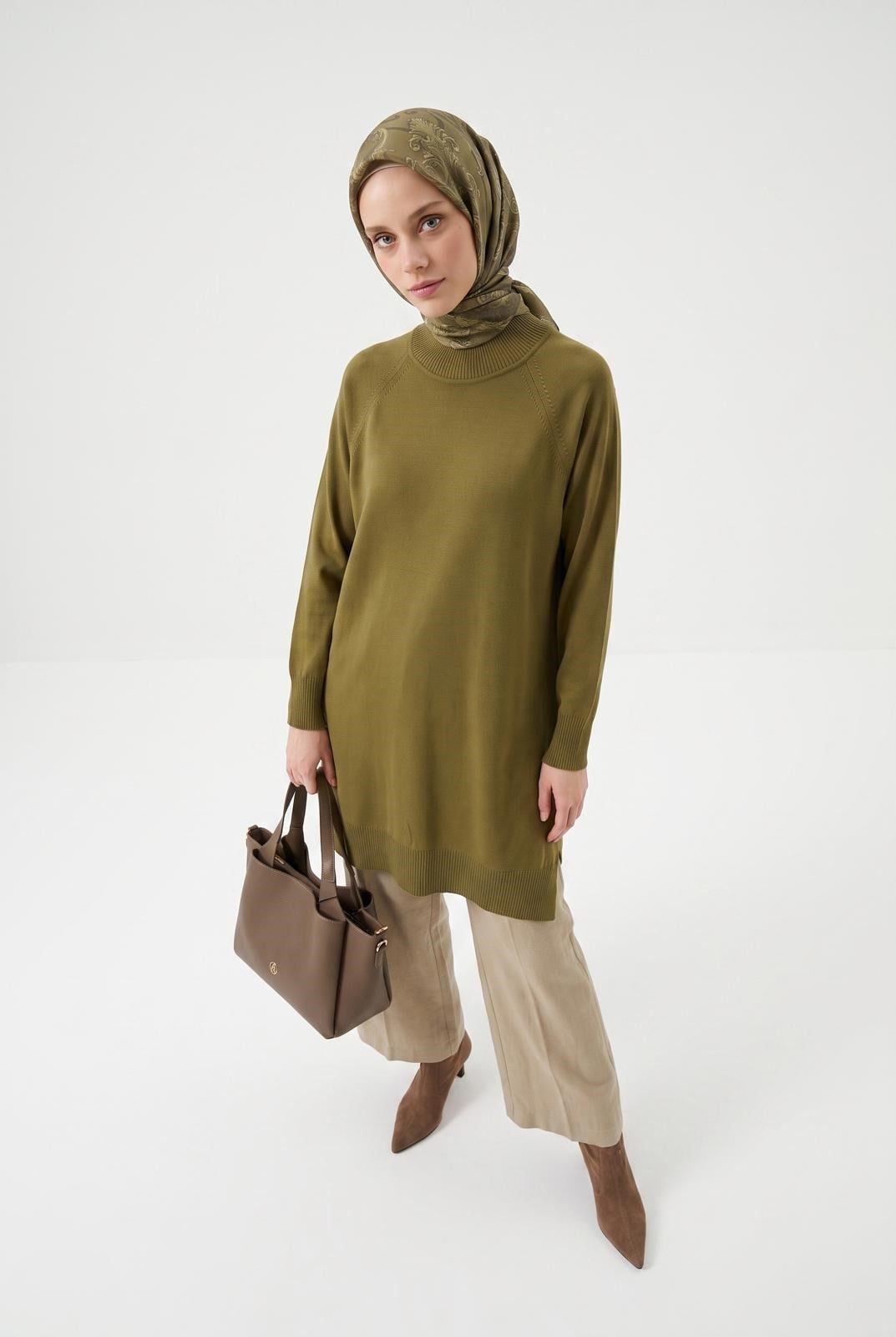 Armine TREND Yarım Balıkçı Düz Triko Tunik Yağ Yeşili 26KTD41