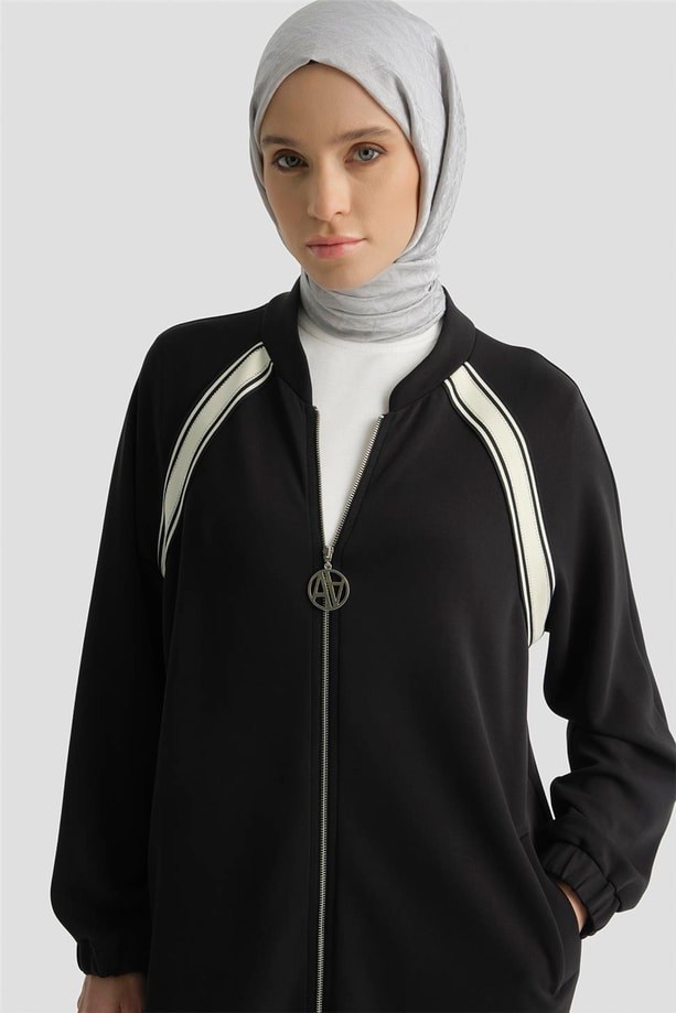 Armine Yanları Ribanalı Geniş Paça Fermuarlı Takım Siyah AGTK3189AT