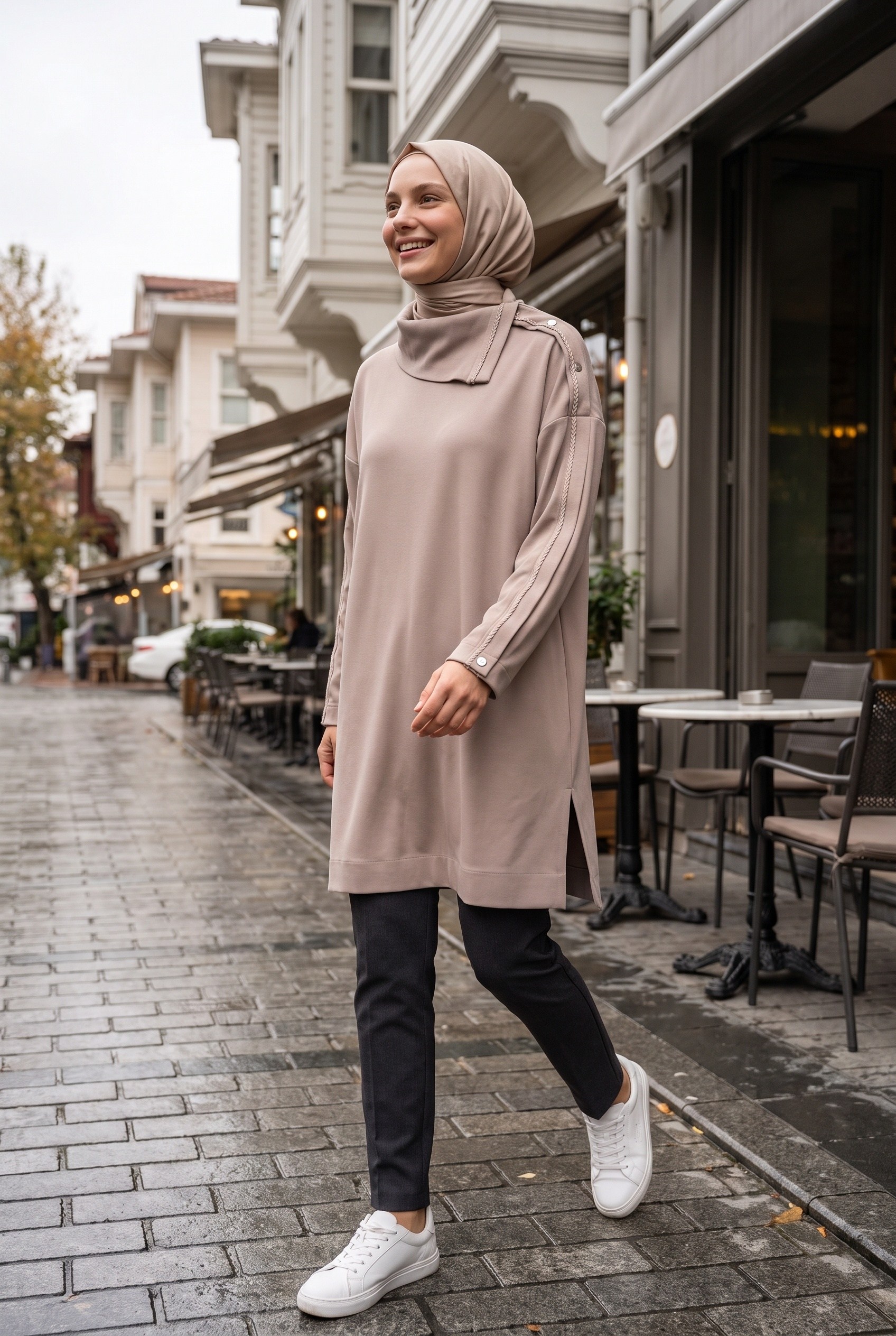 Avenna Asimetrik Yaka Oversize Tunik Taş 26KA411