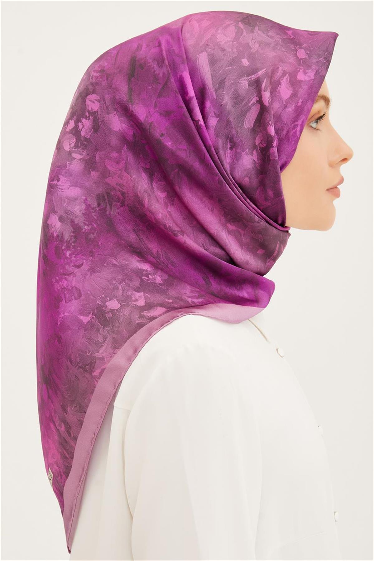 Armine Sura İpek Eşarp 23Ya8922 03