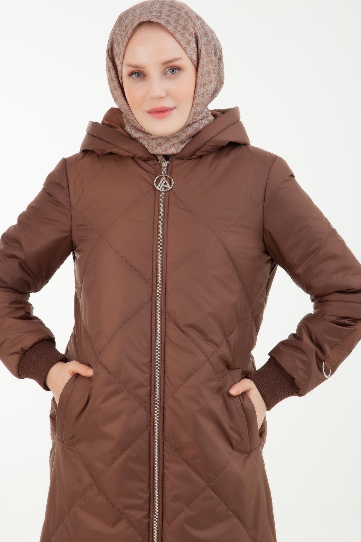 Arine Trend Kol Ucu Ribana ve Kemer Detaylı Mont Taba 23KT745