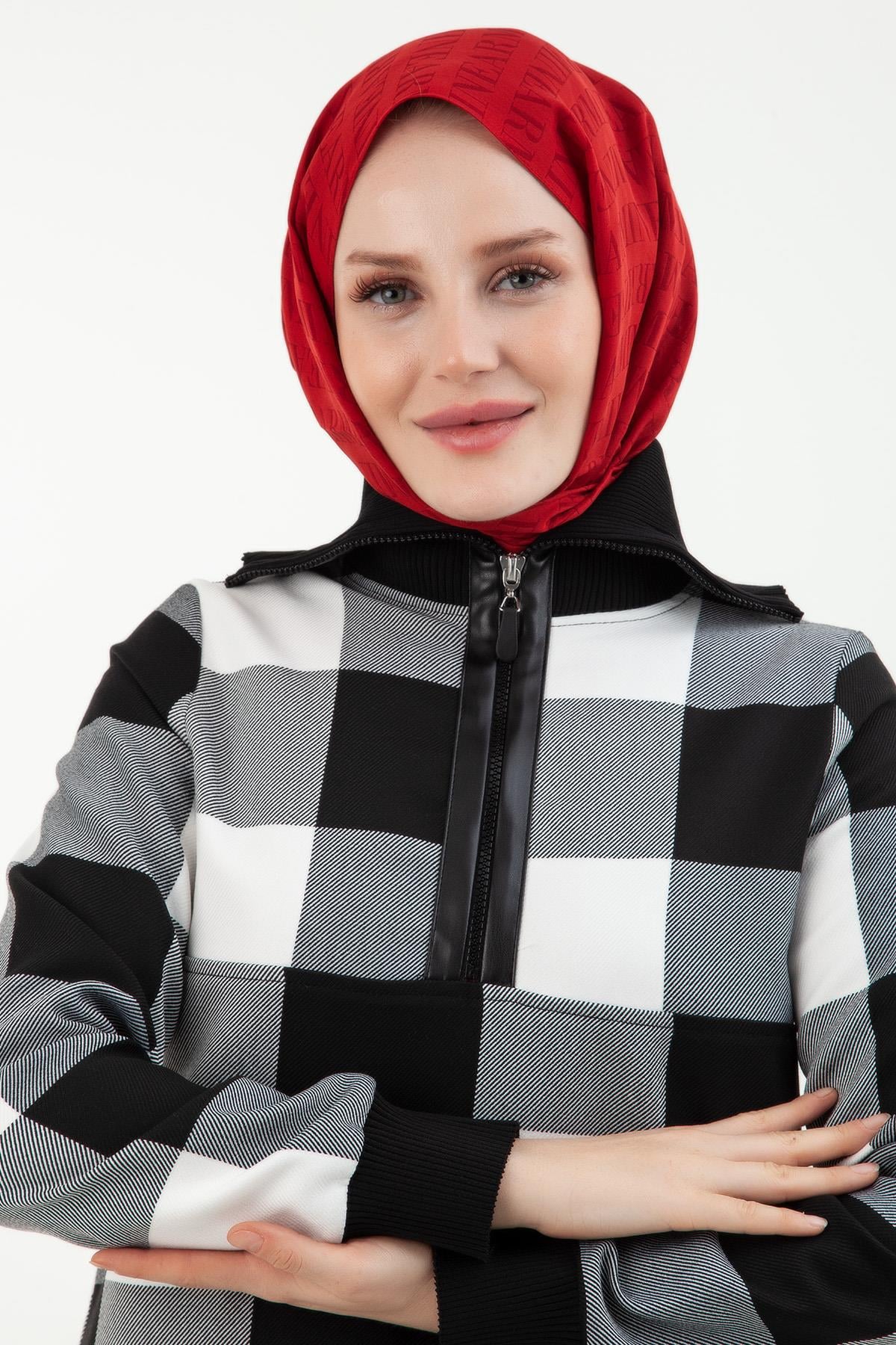 ARMİNE TREND Ekose Desenli Yakası Fermuarlı Ribanalı Kışlık Tunik Siyah Beyaz 23KT405