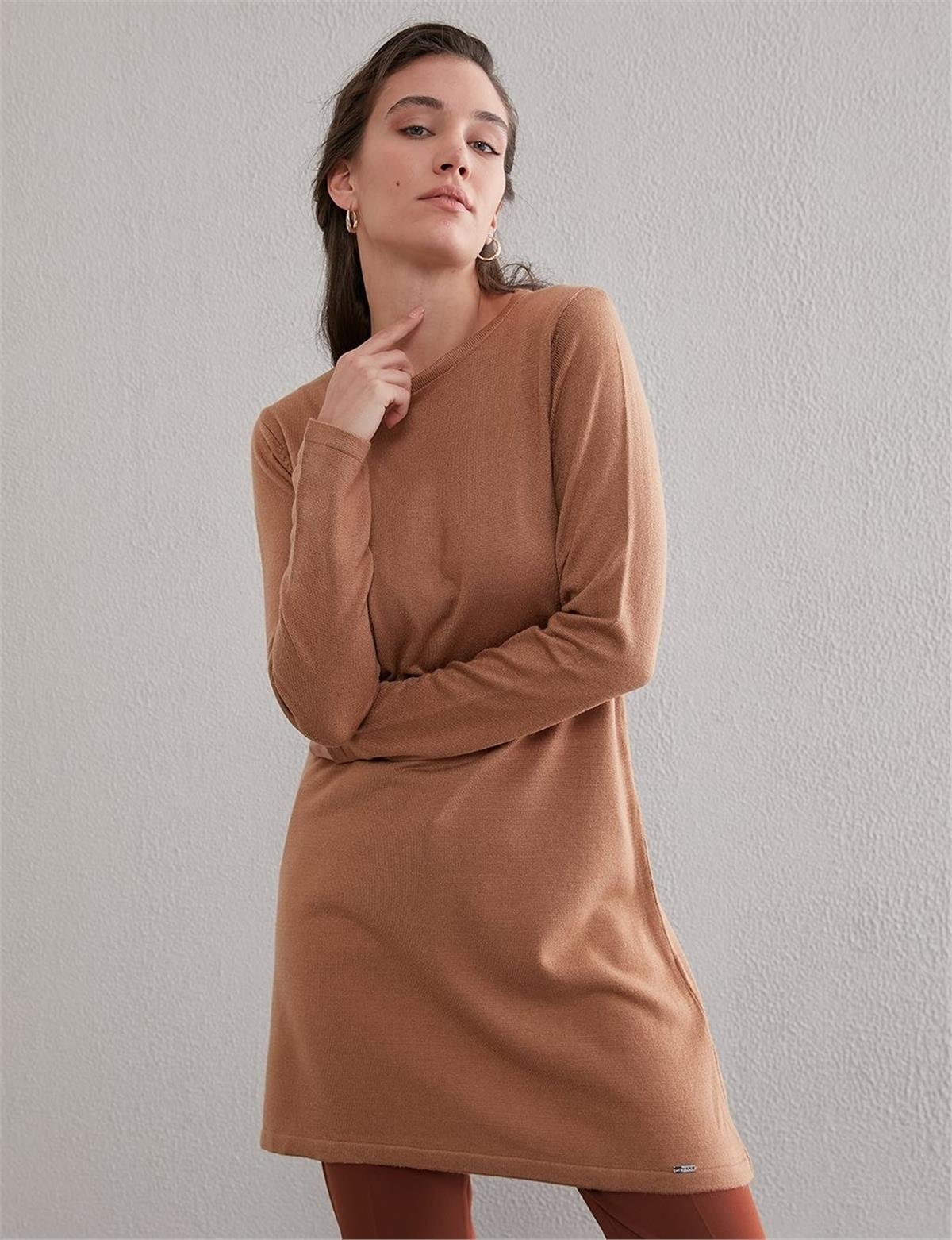 KAYRA Basic Sıfır Yaka Triko Tunik KA-SZ-TRK41 Bej