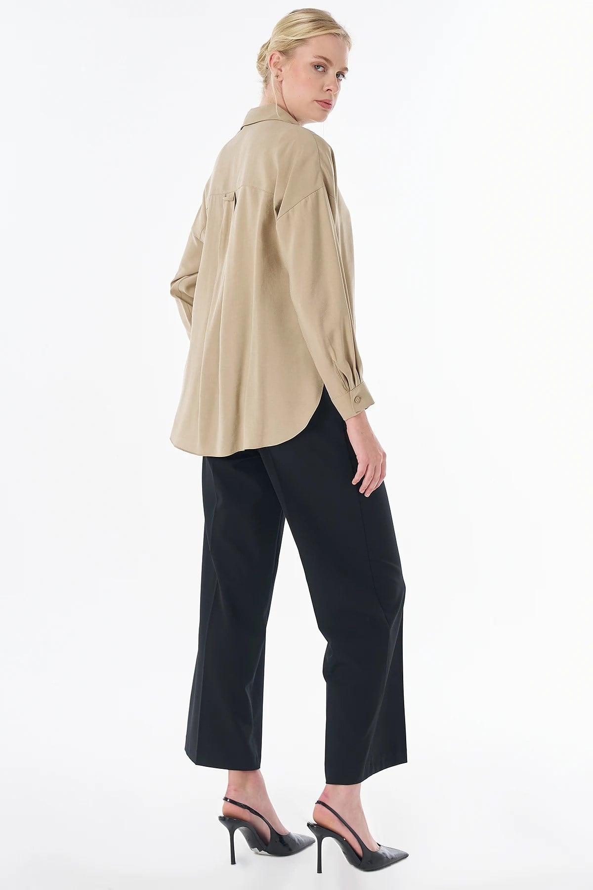 Kayra Yarım Pat Basic Bluz Bej KA-SZ-10512
