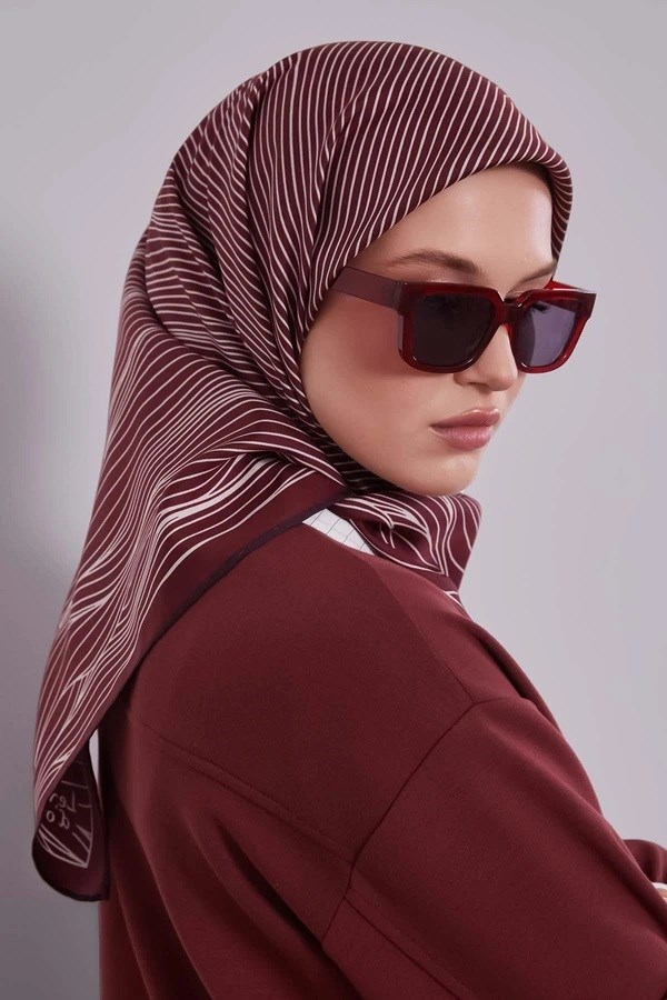 LEVİDOR Bordo Çizgili Model Sura İpek Eşarp 1800-10