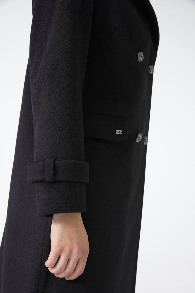 Zühre Kruvaze Yaka Uzun Siyah Kaban 13570