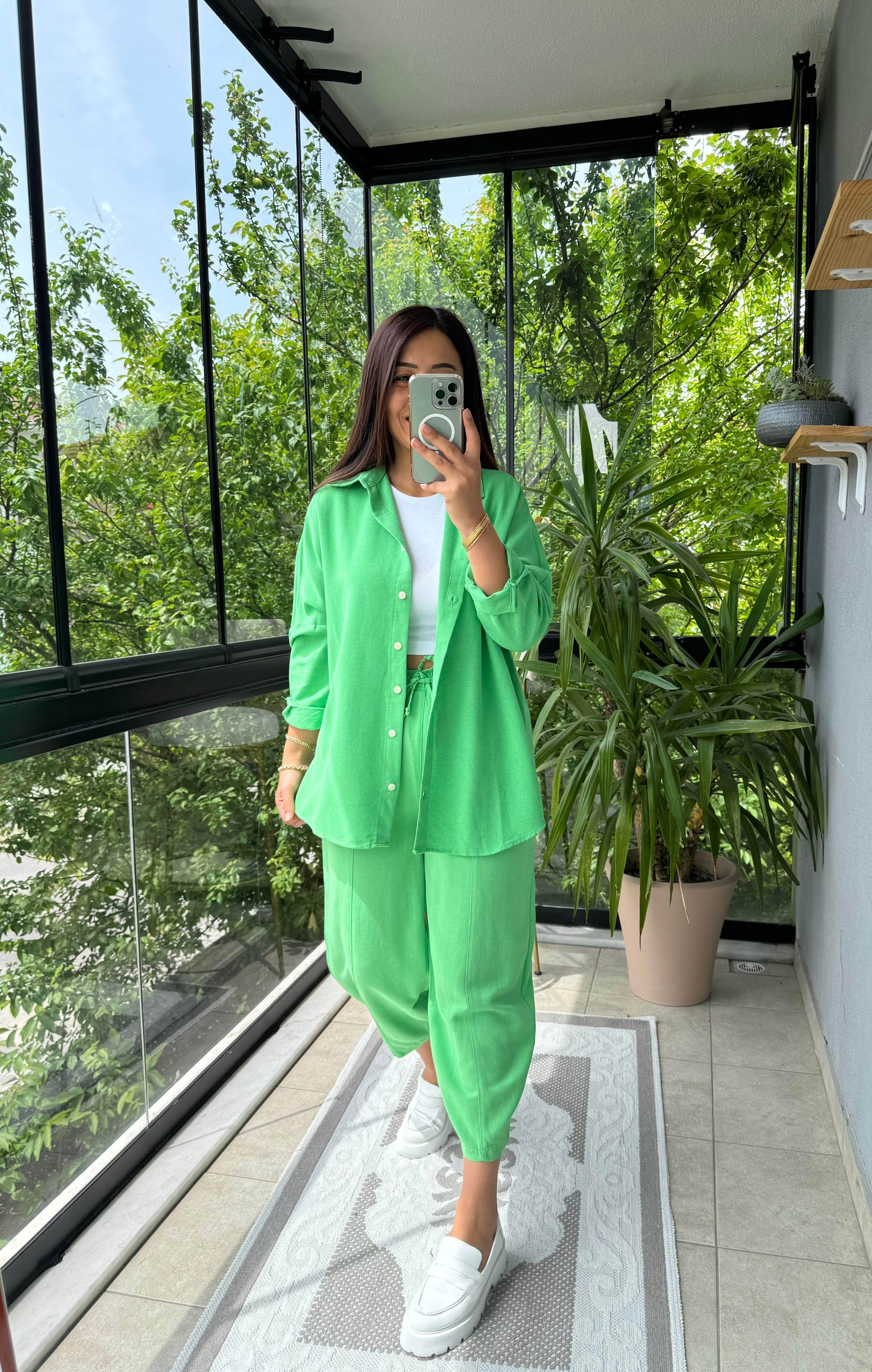 Açık Yeşil Keten Gömlek