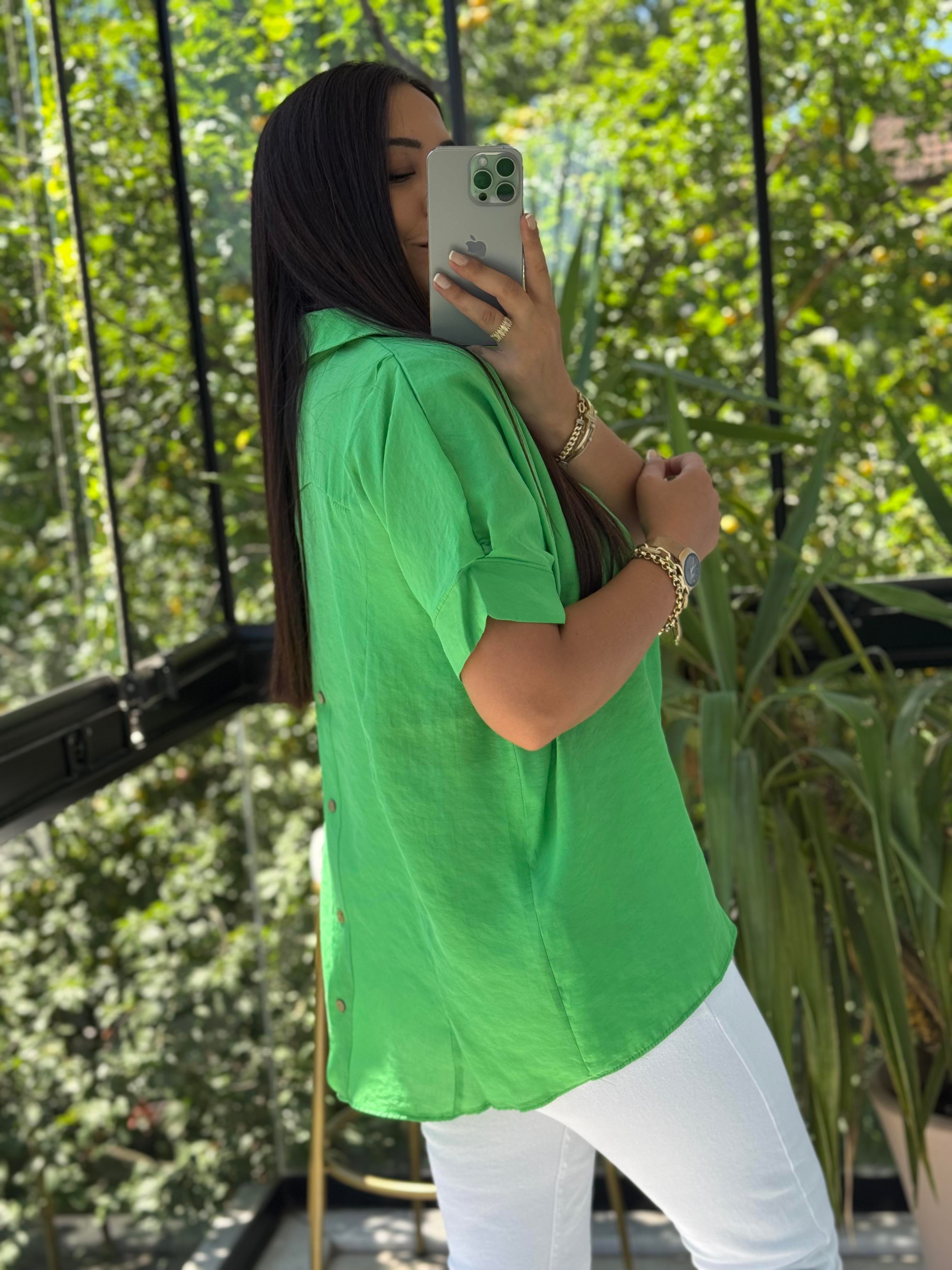 Arkası Düğmeli Gömlek Yeşil